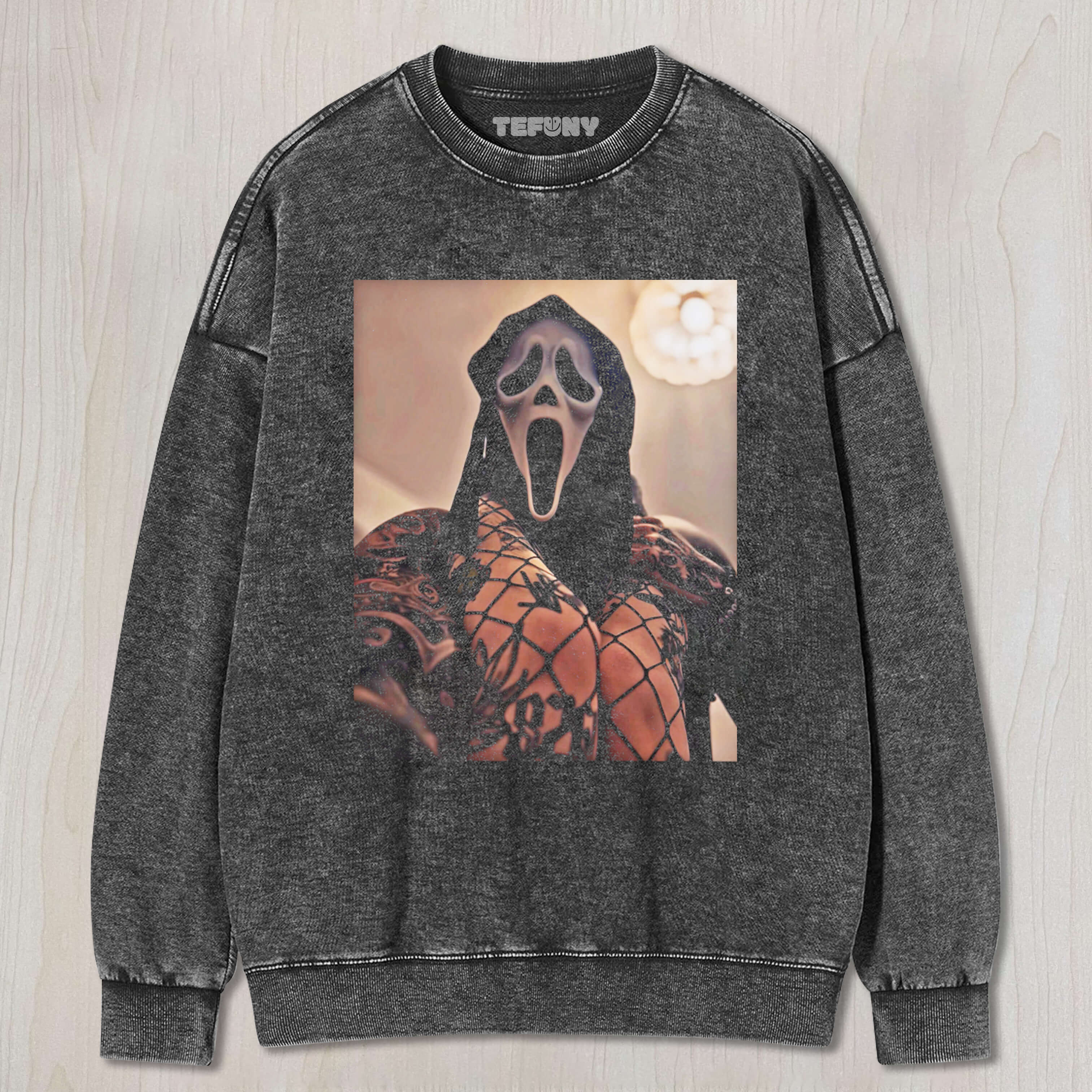 GHOST FACE HUGGING LEGS TEE & SWEAT & HOOD