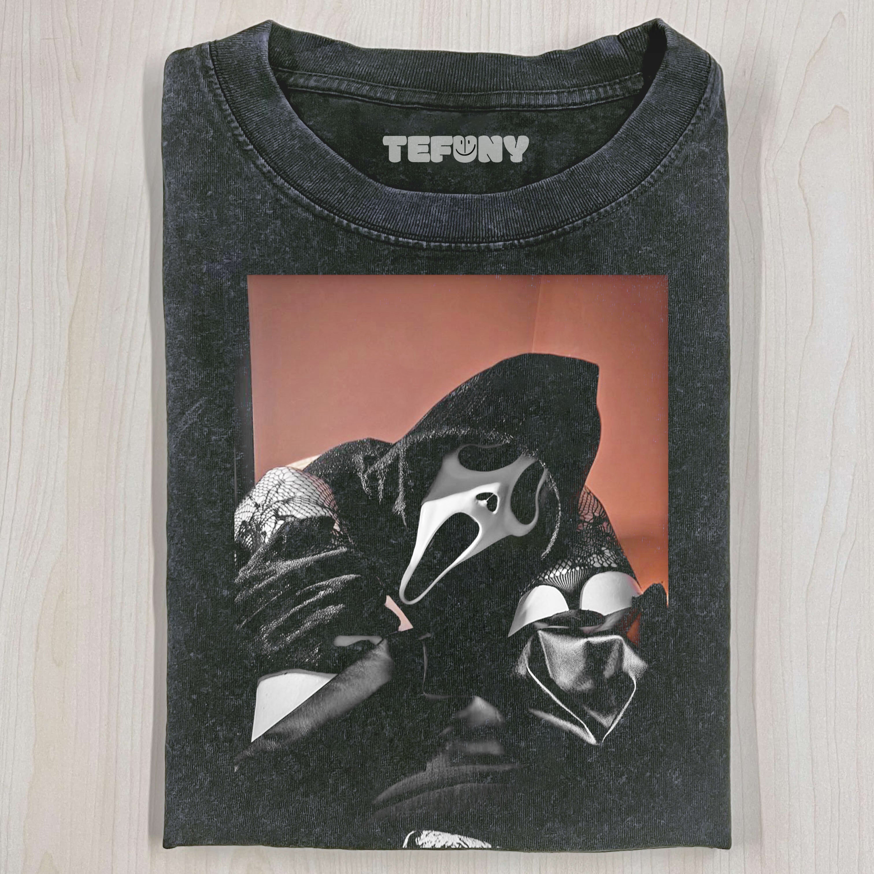 GHOST FACE LYING UNDER THE LEGS T-SHIRT