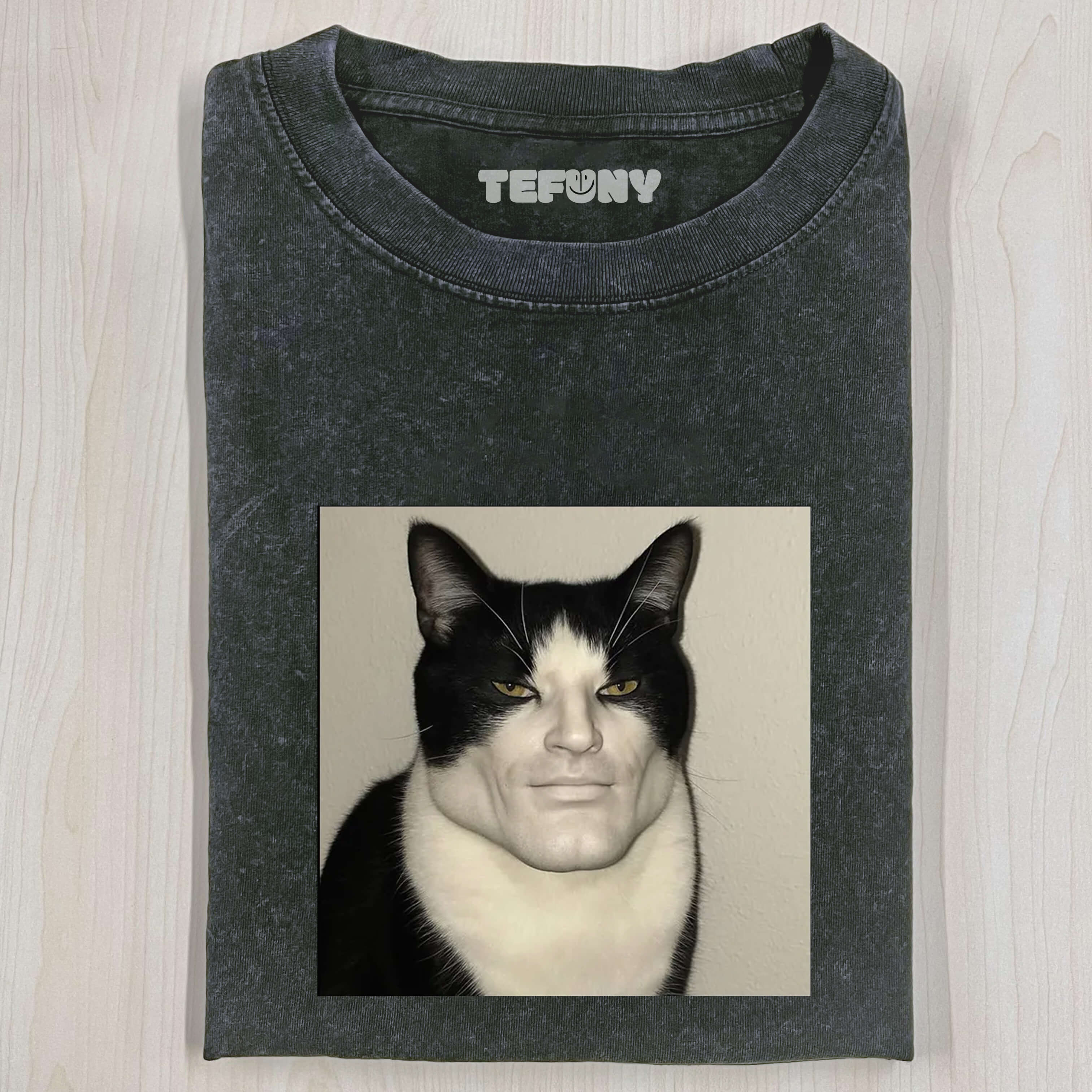 GIGACAT T-SHIRT