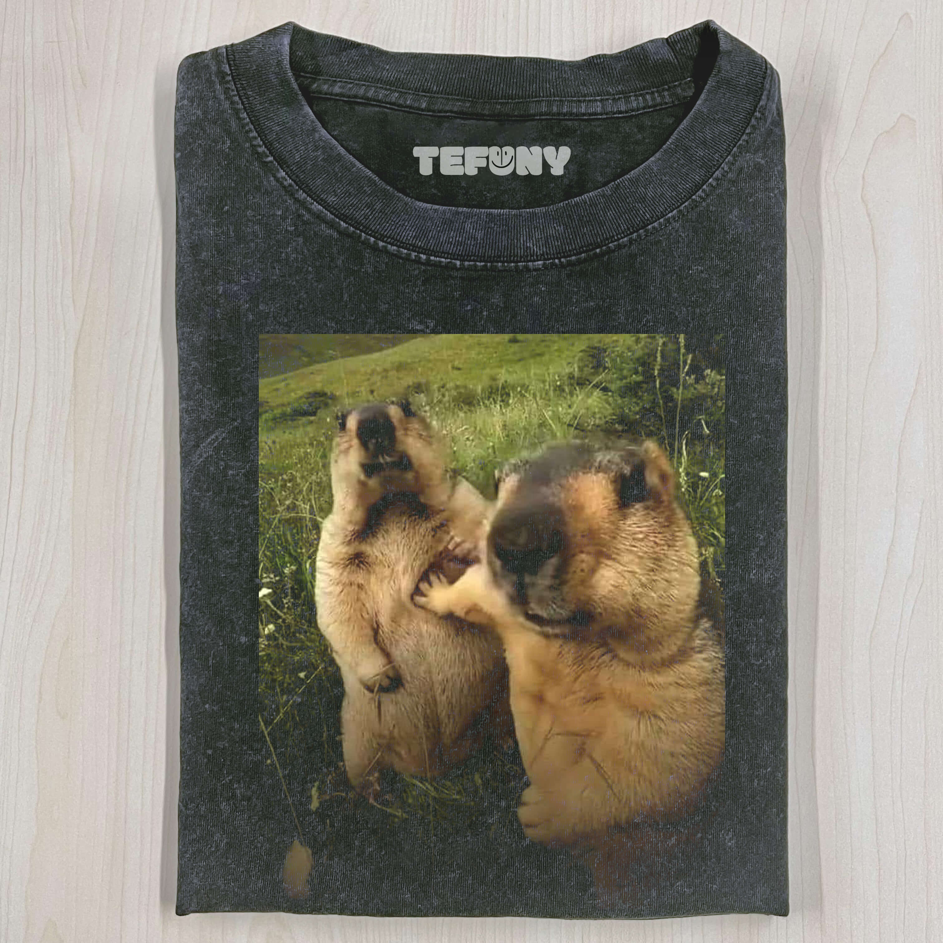 GROUNDHOG T-THIRT