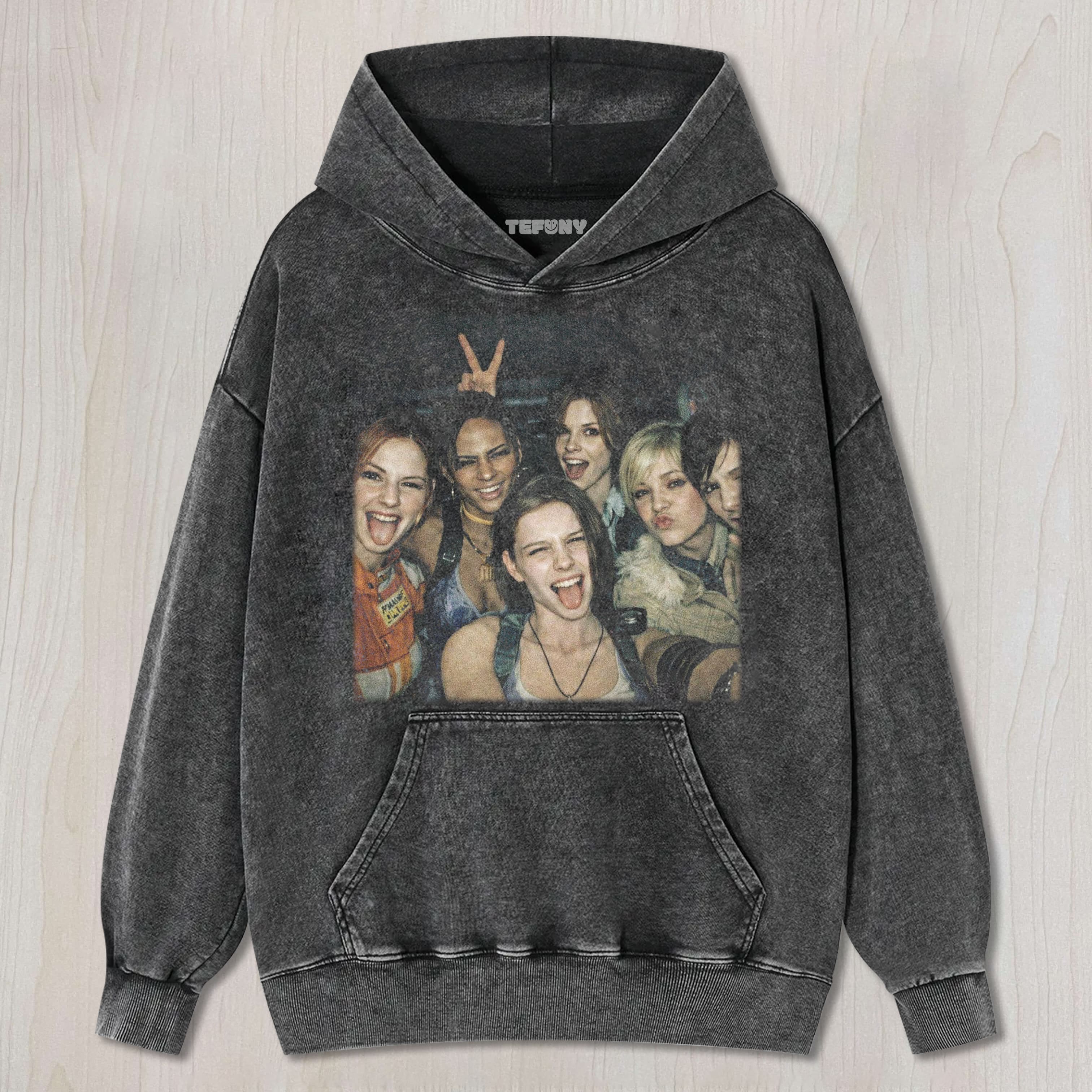 GROUP PHOTO OF FEMALE GAME CHARACTERS TEE & SWEAT & HOOD