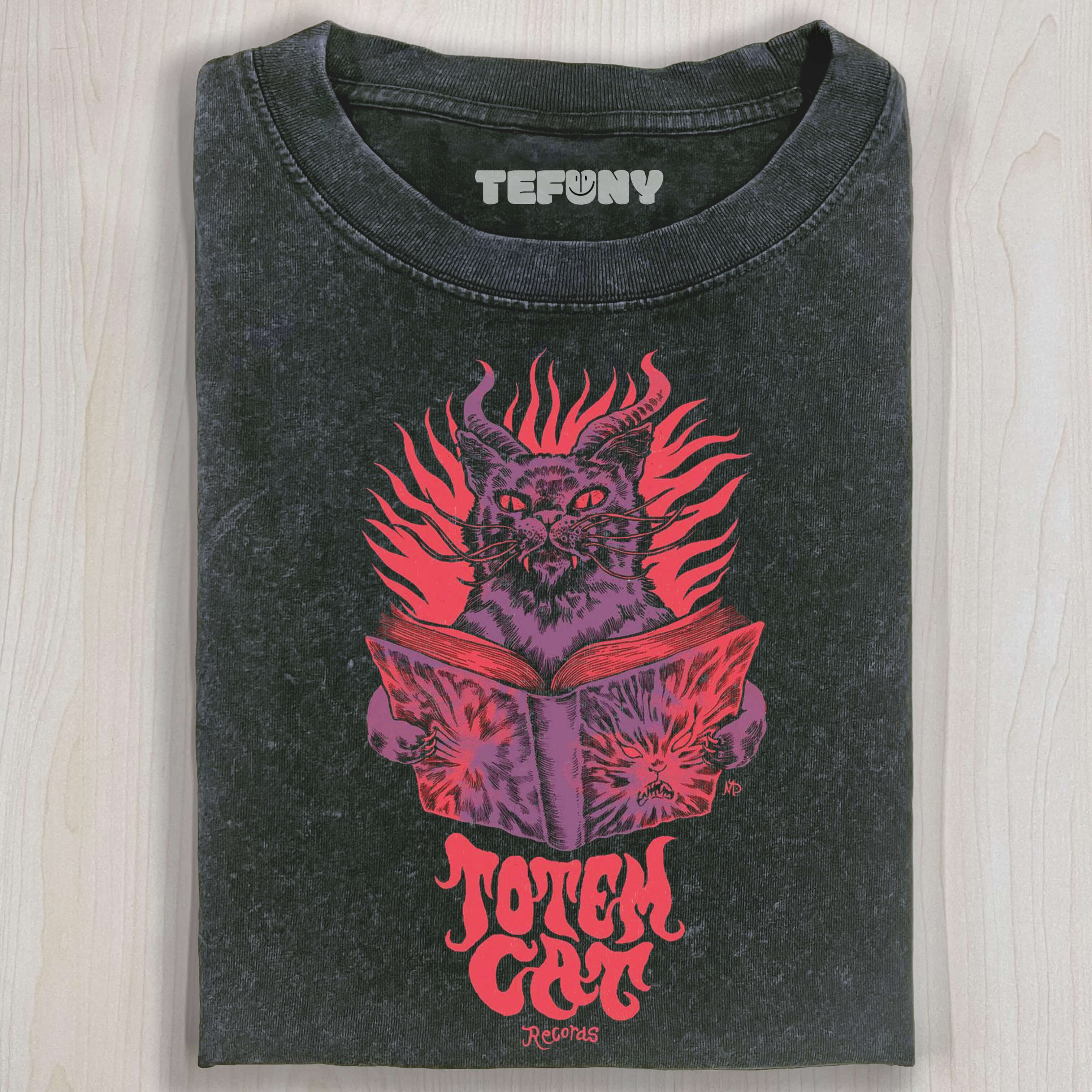 HALLOWEEN RETRO CAT V2 T-SHIRT