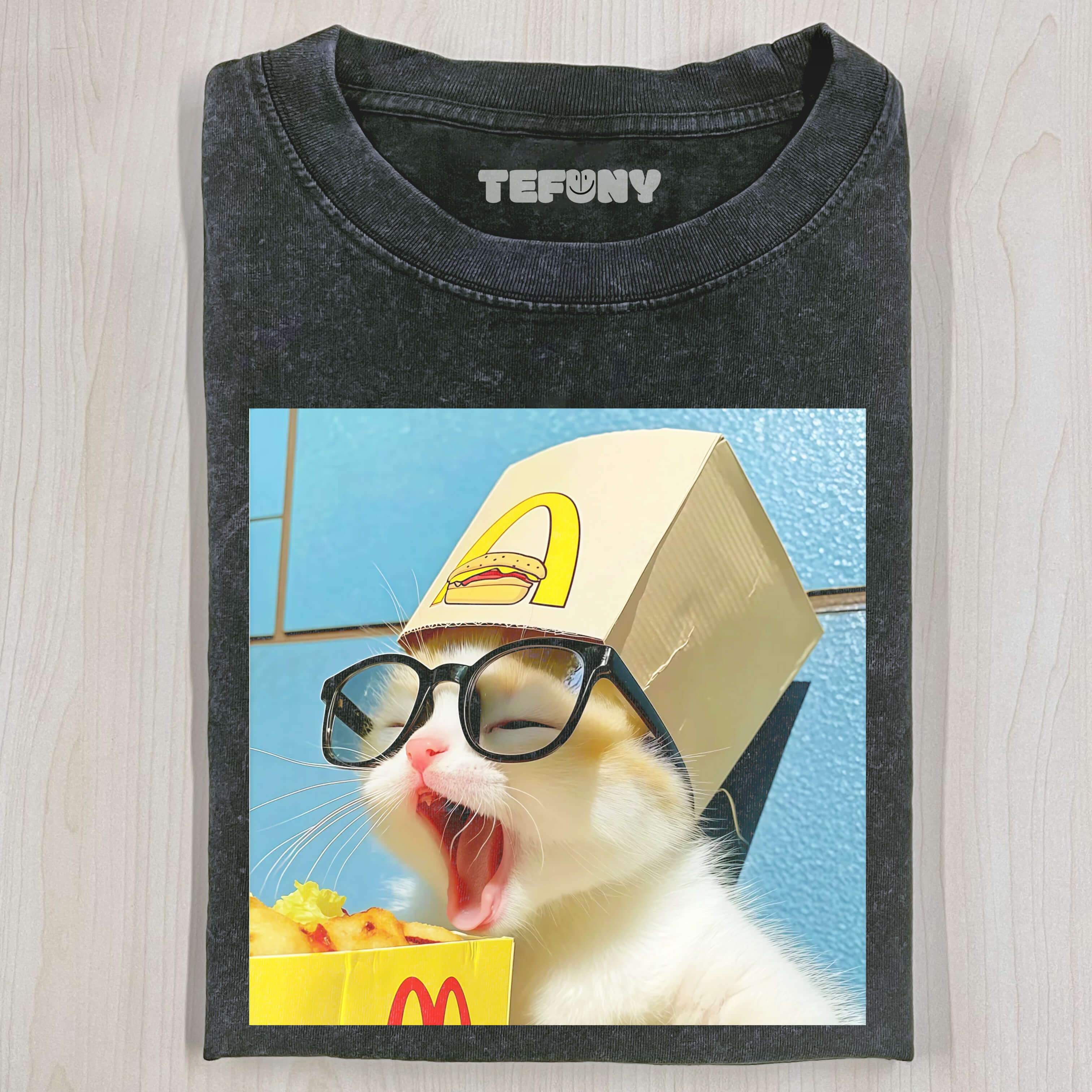 HAPPY CAT T-SHIRT