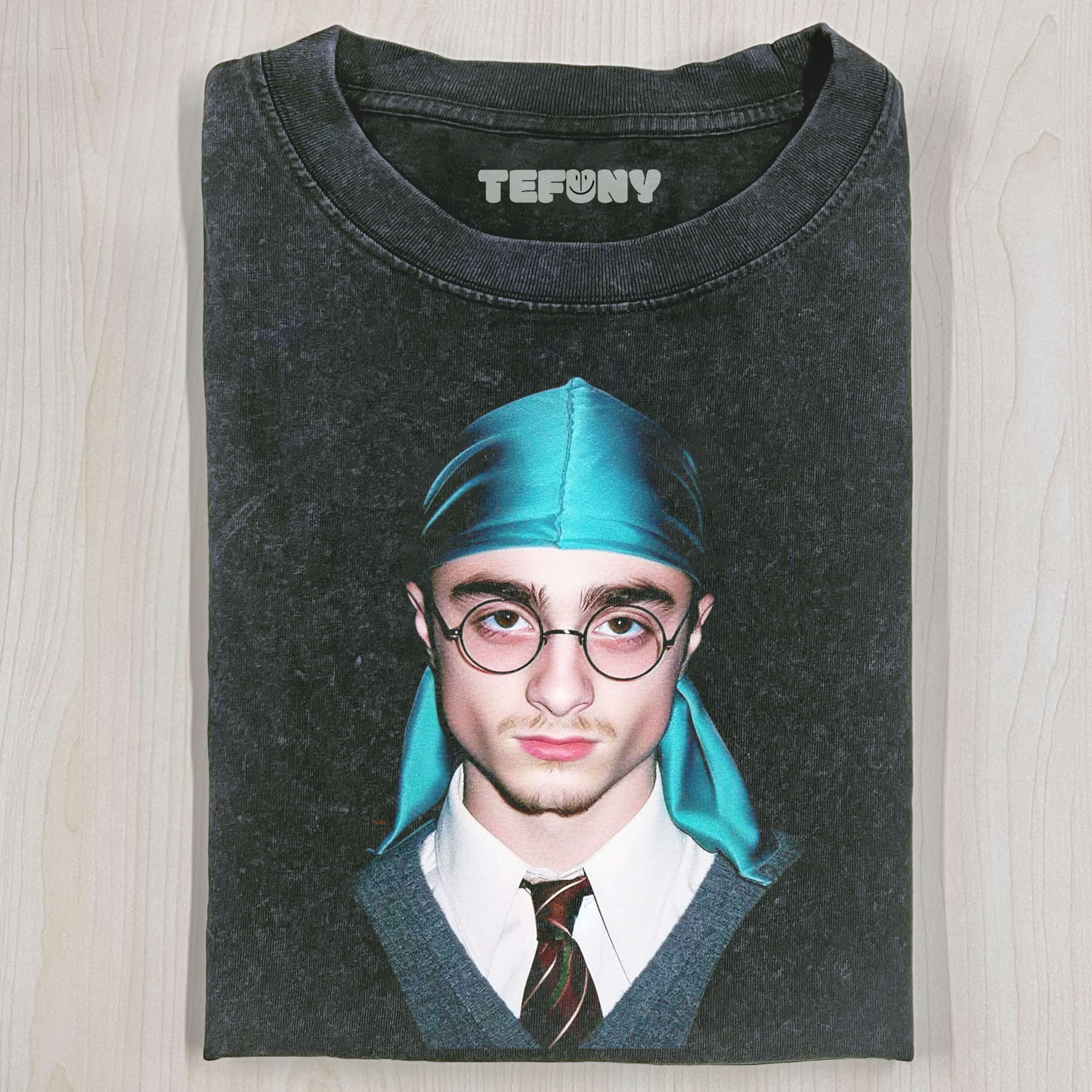 HARRY POTTER WEARING A HEADSCARF T-SHIRT