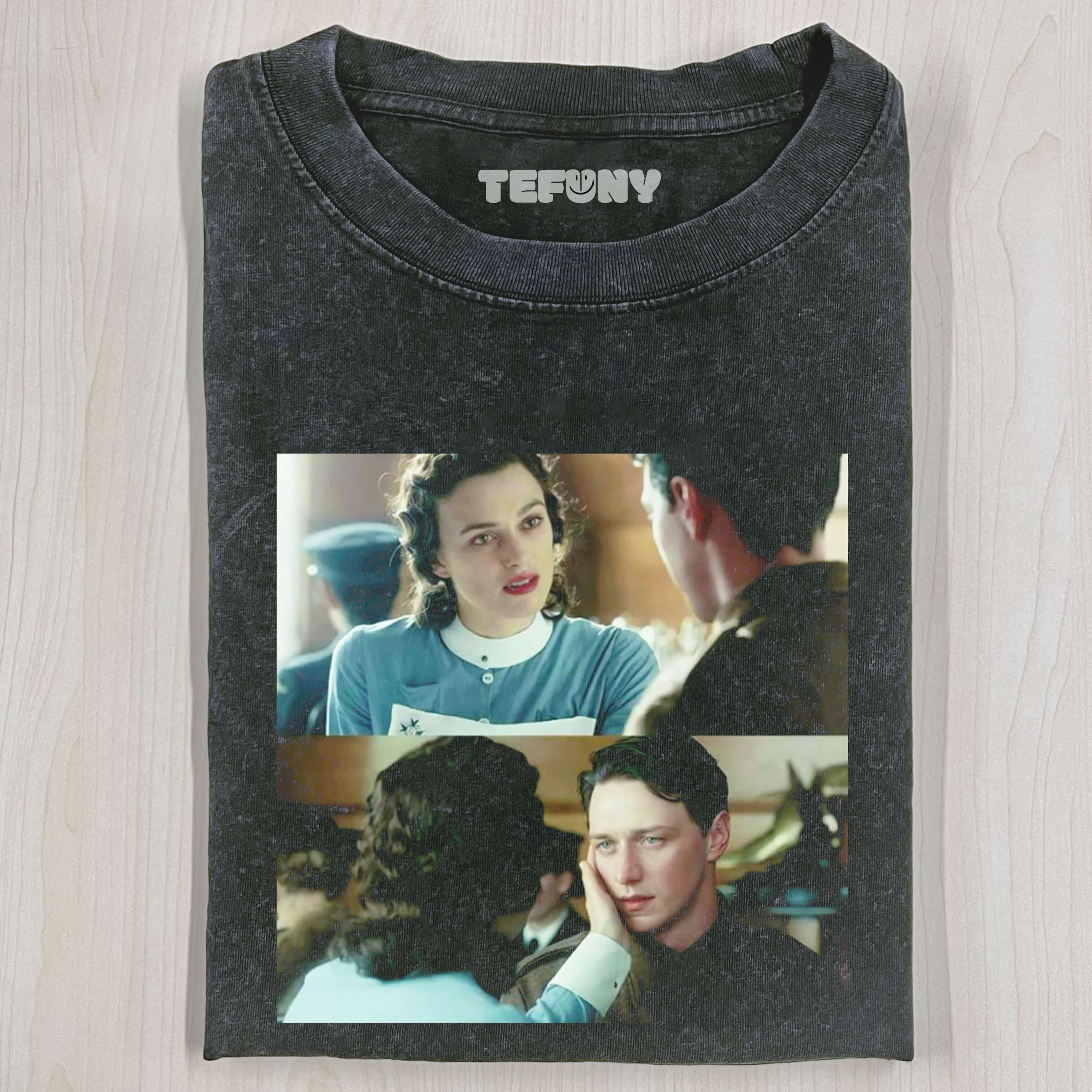 JAMES_MCAVOY_&_KEIRA_KNIGHTLEY_T-SHIRT