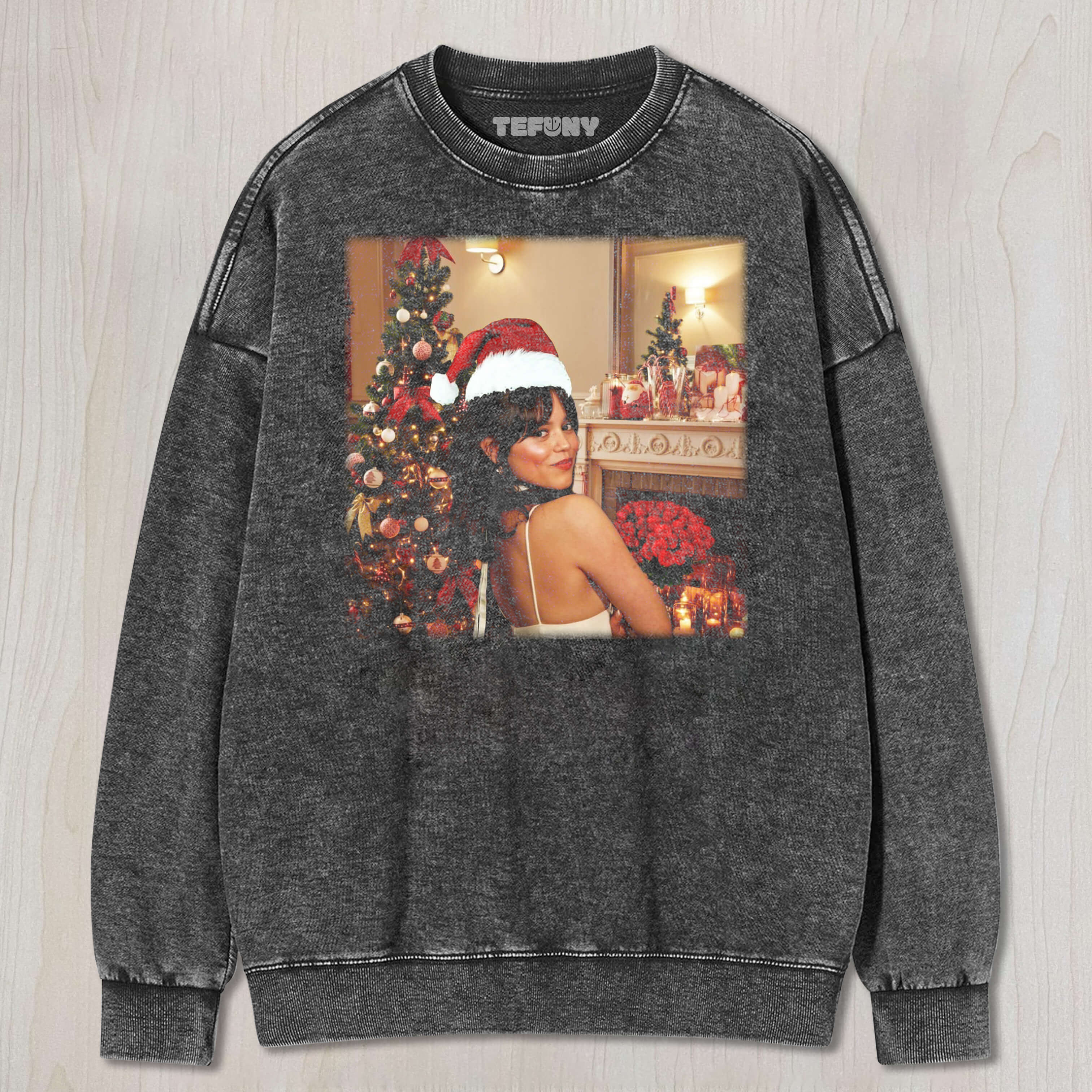 JENNA ORTEGA CHRISTMAS TEE & SWEAT & HOOD