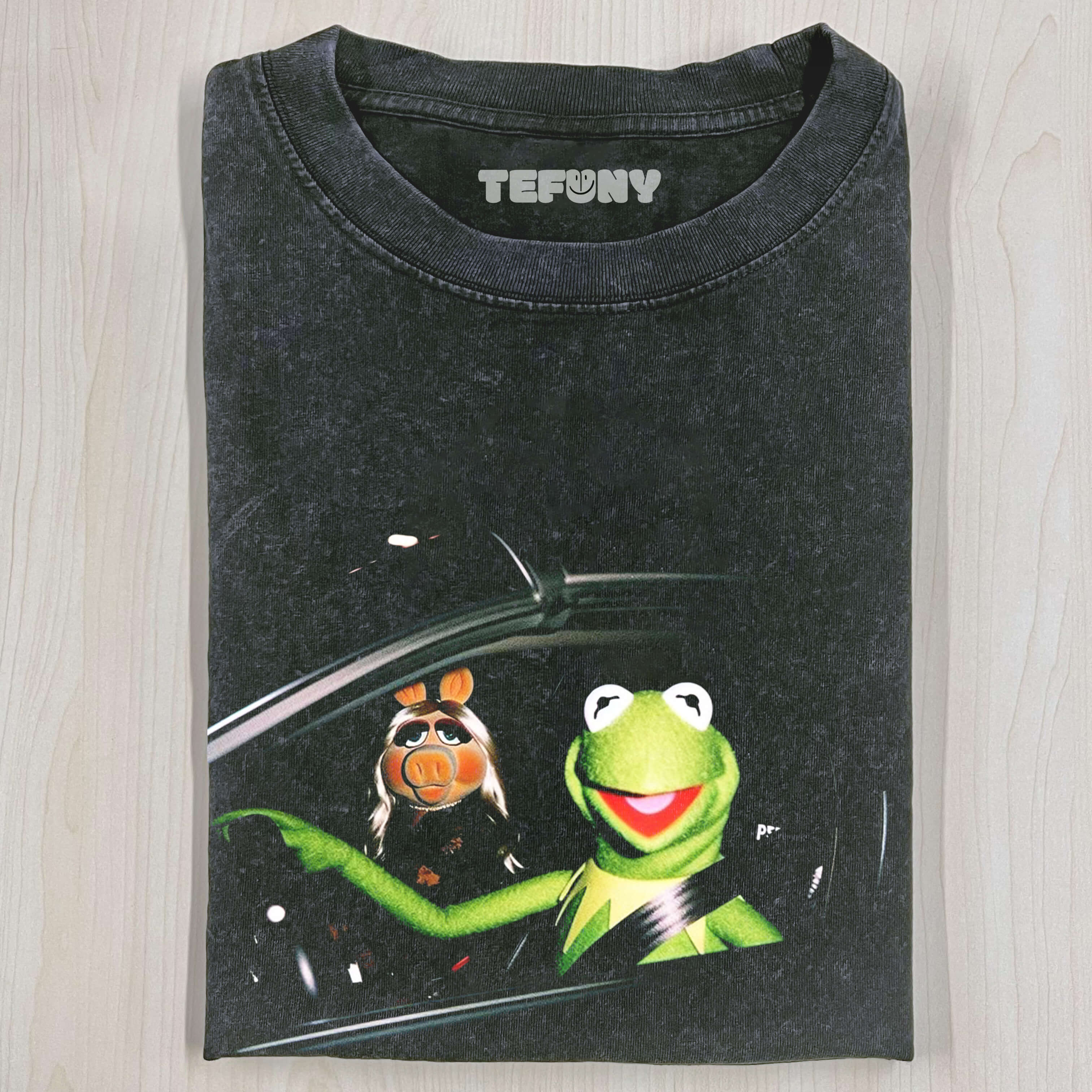 KERMIT THE FROG DRIVING MISS PIGGY T-SHIRT