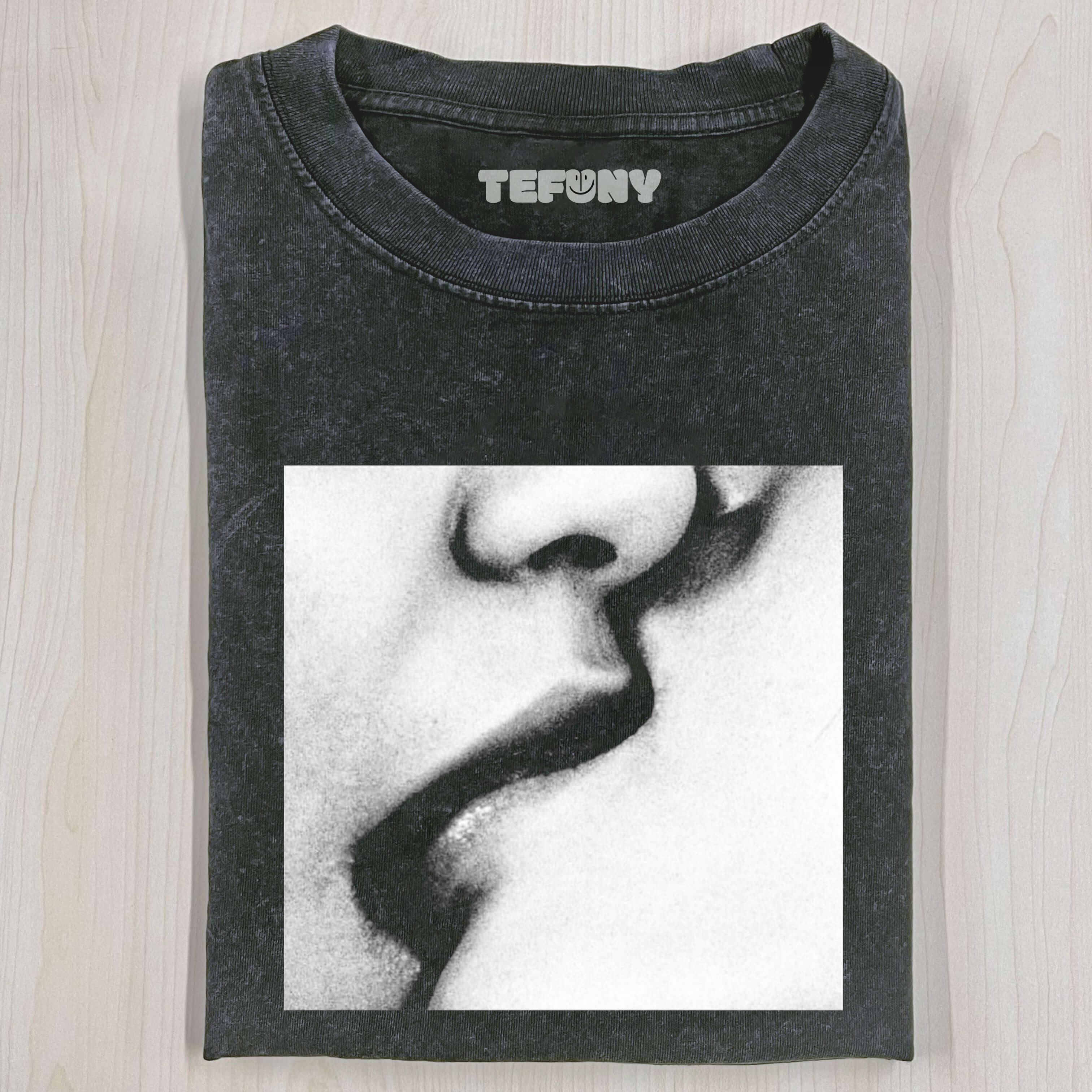 KISS T-SHIRT