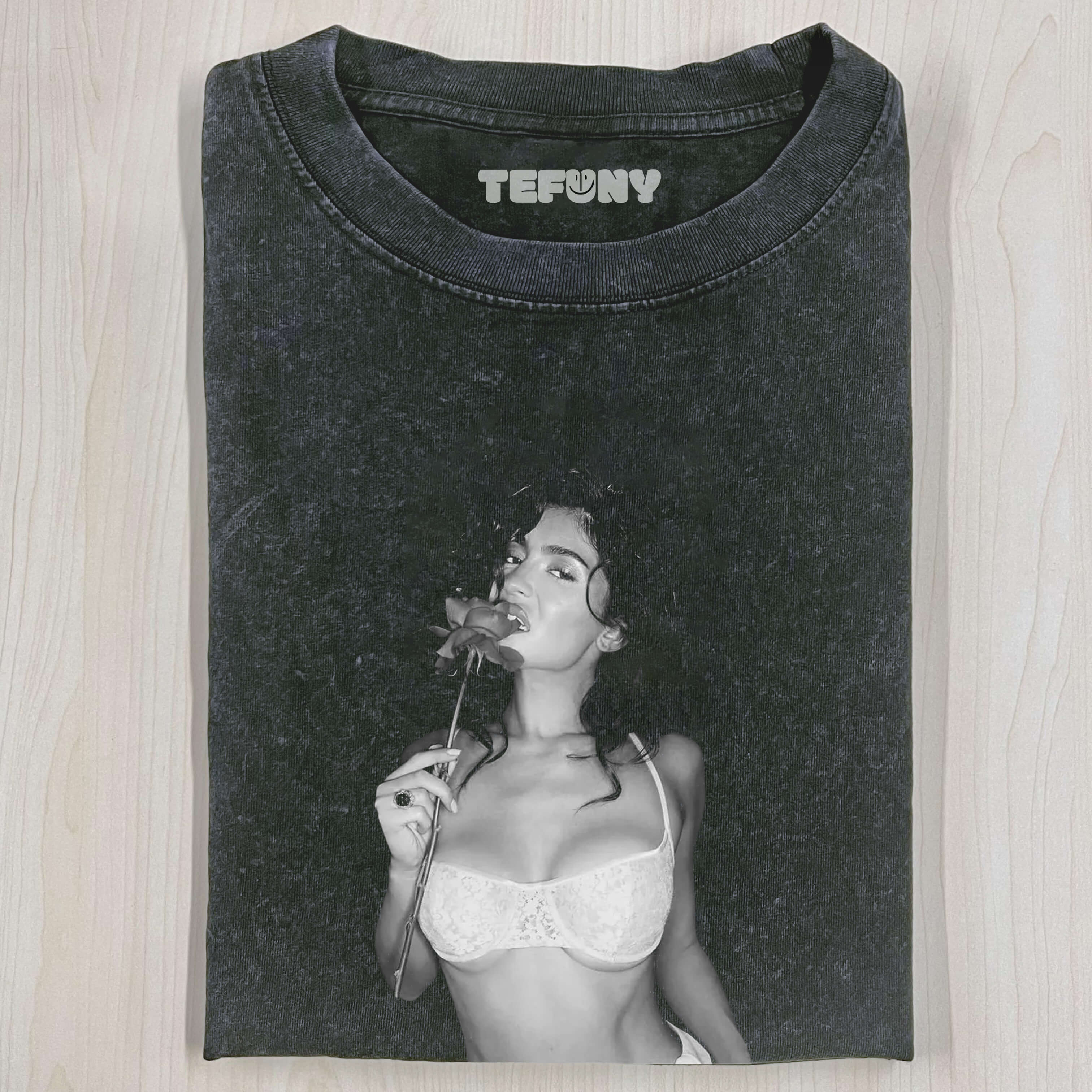 KYLIE JENNER 2.0 TEE