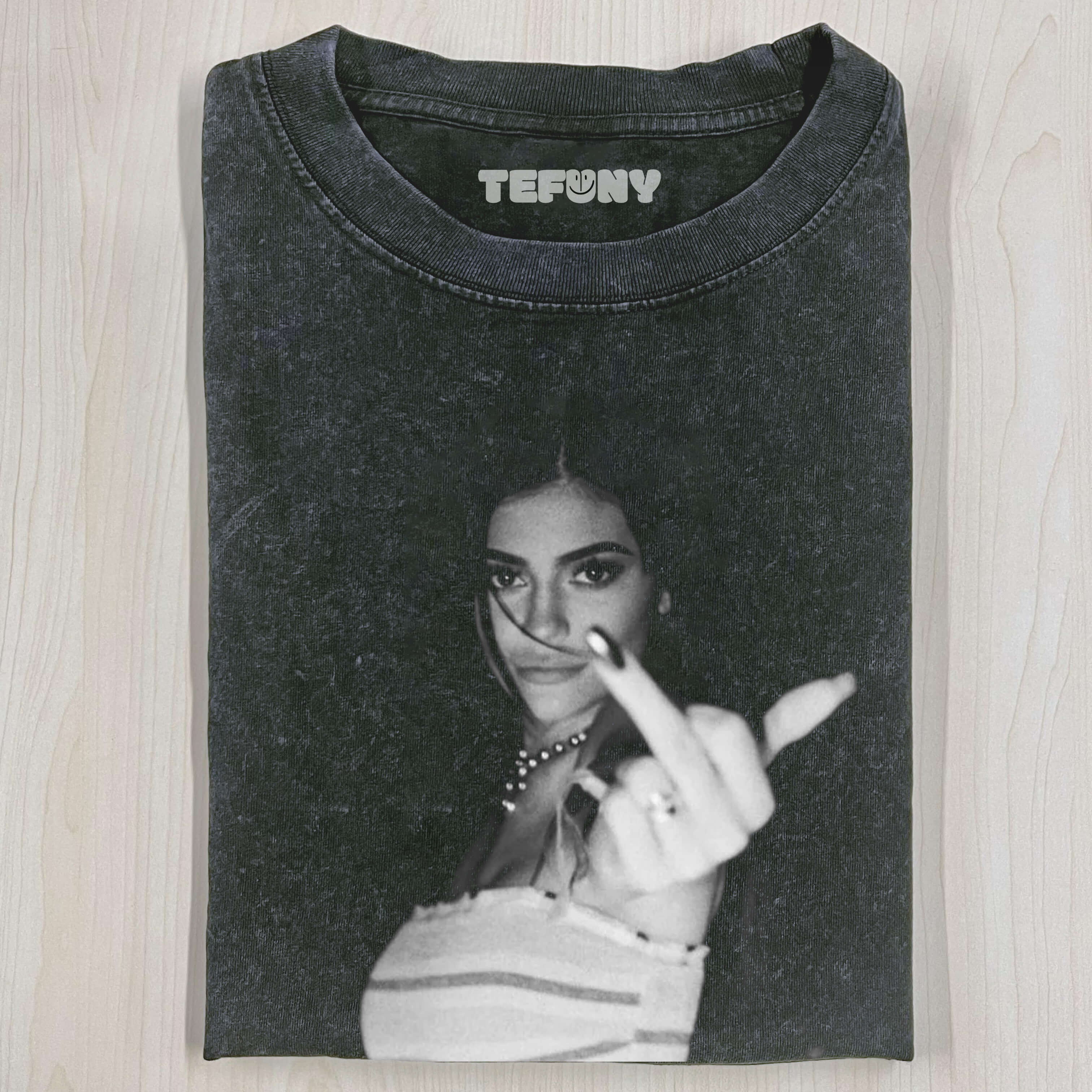 KYLIE JENNER TEE