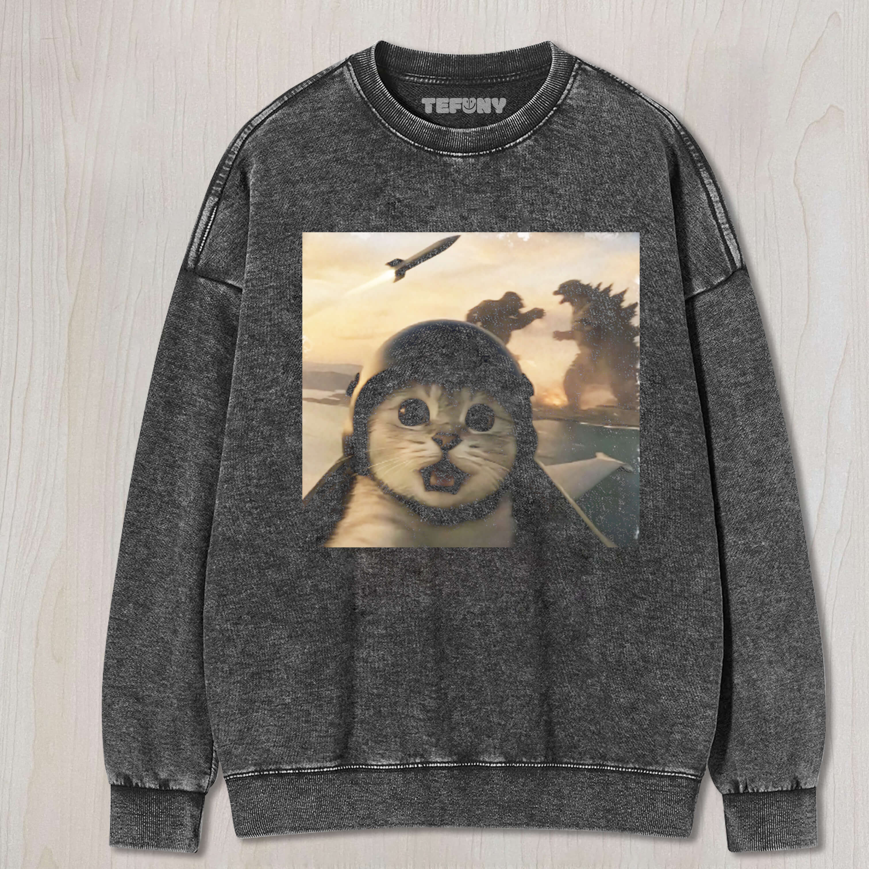 KAIJU CAT VINTAGE WASH JAPANESE DESIGN TEE & SWEAT & HOOD