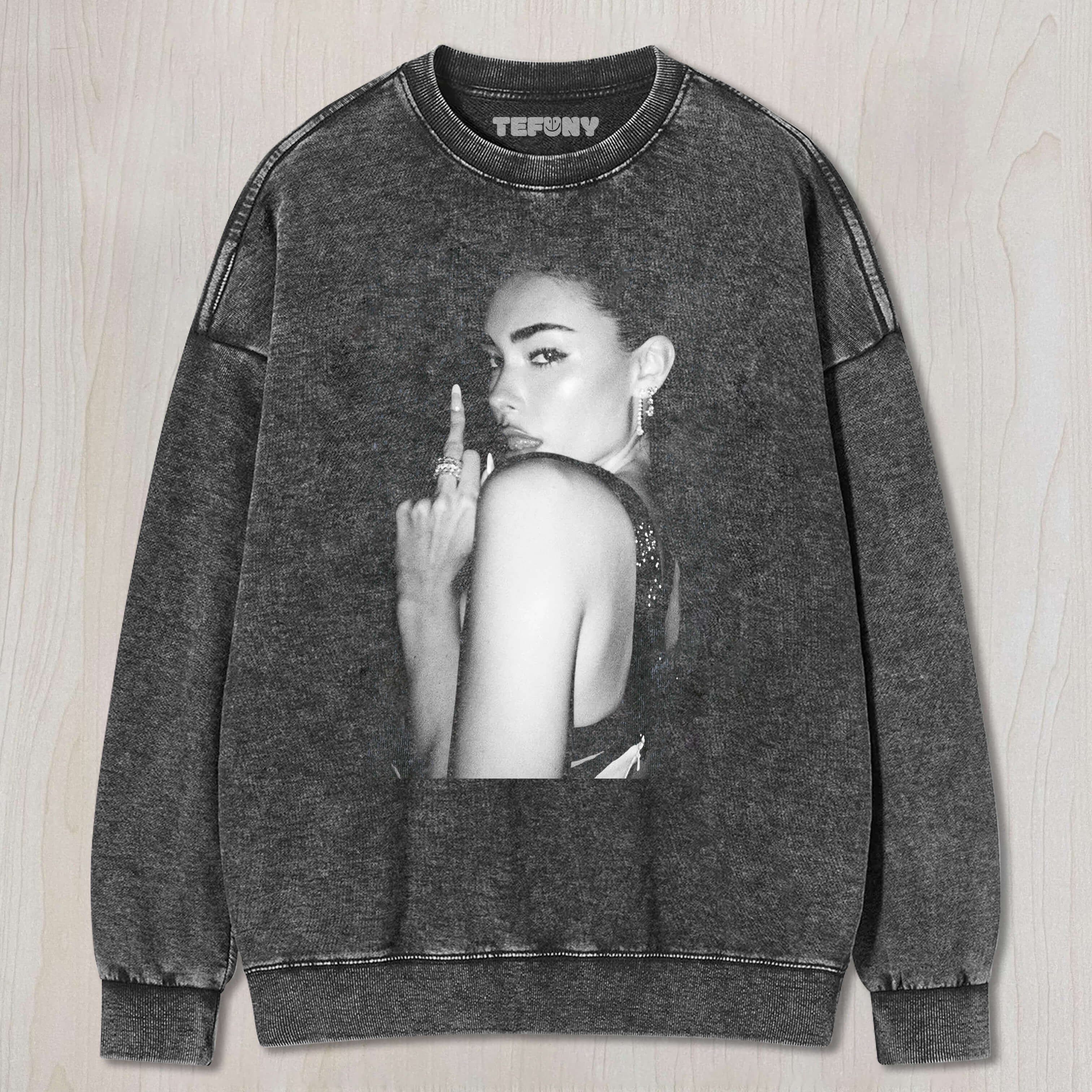 MADISON BEER V2 T-SHIRT