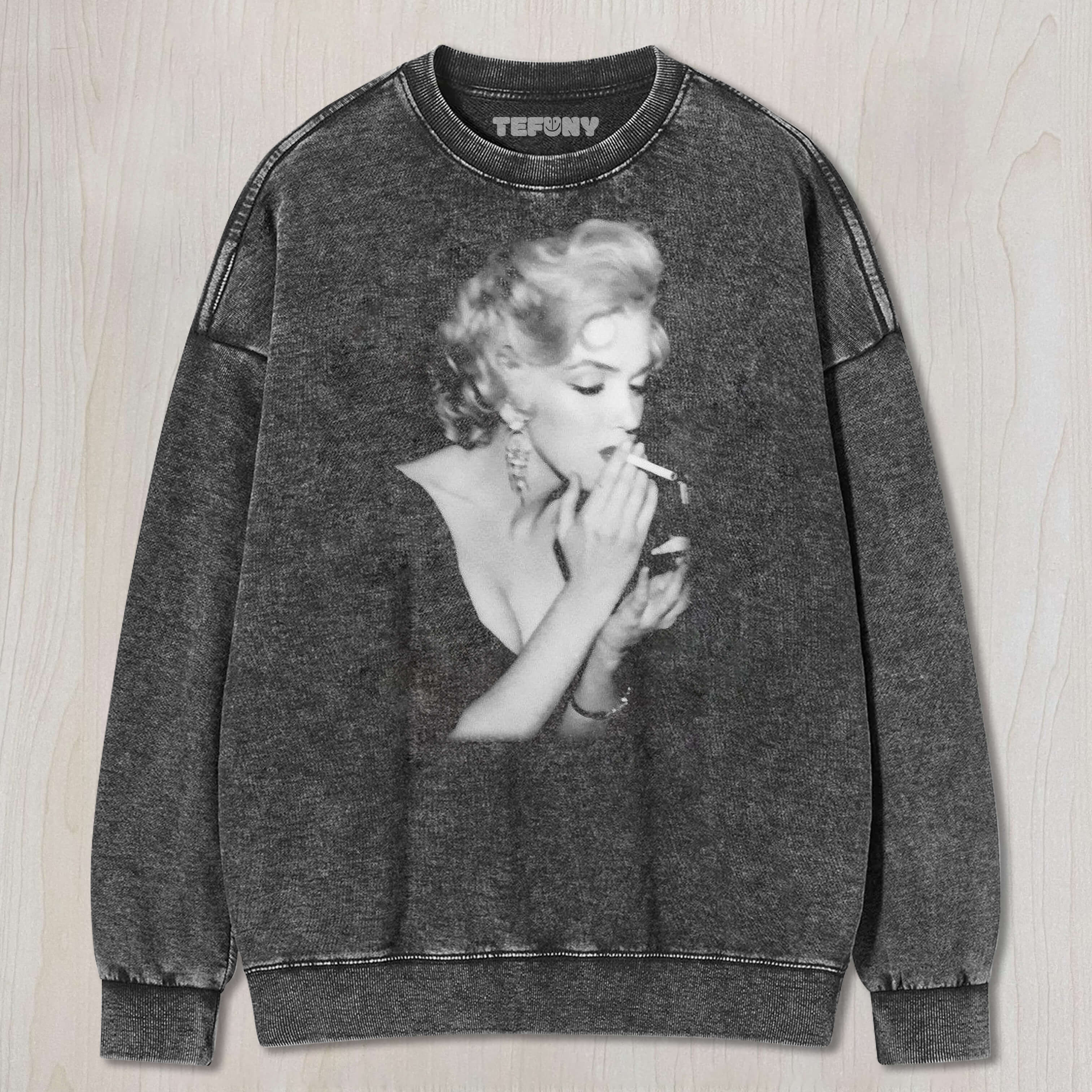 MARILYN MONROE SMOKING T-SHIRT