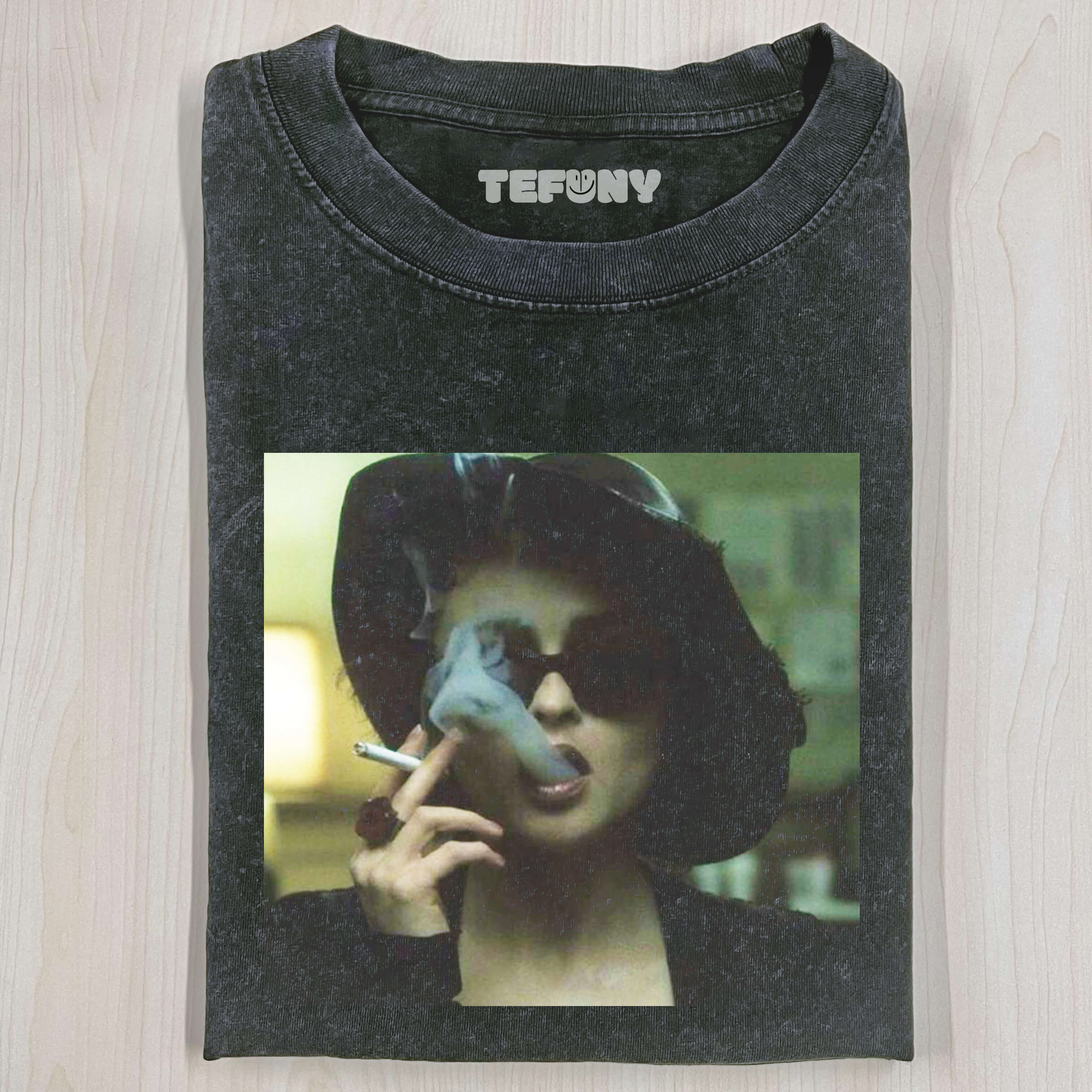 MARLA_SINGER_SMOKING_T-SHIRT