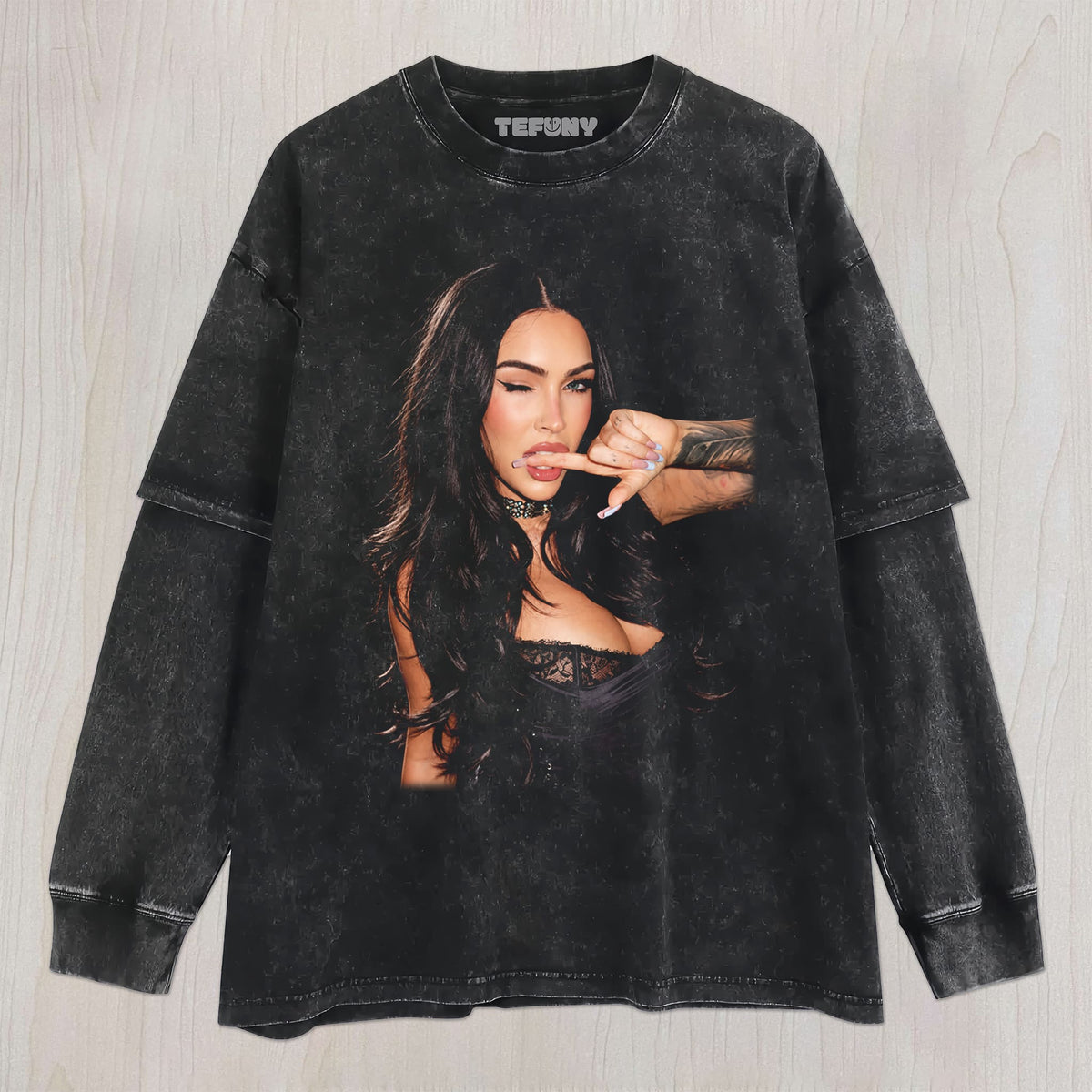MEGAN FOX BITES FINGERS UNISEX TEE, TANK TOP, LAYERED LS, SWEATSHIRT & HOODIE