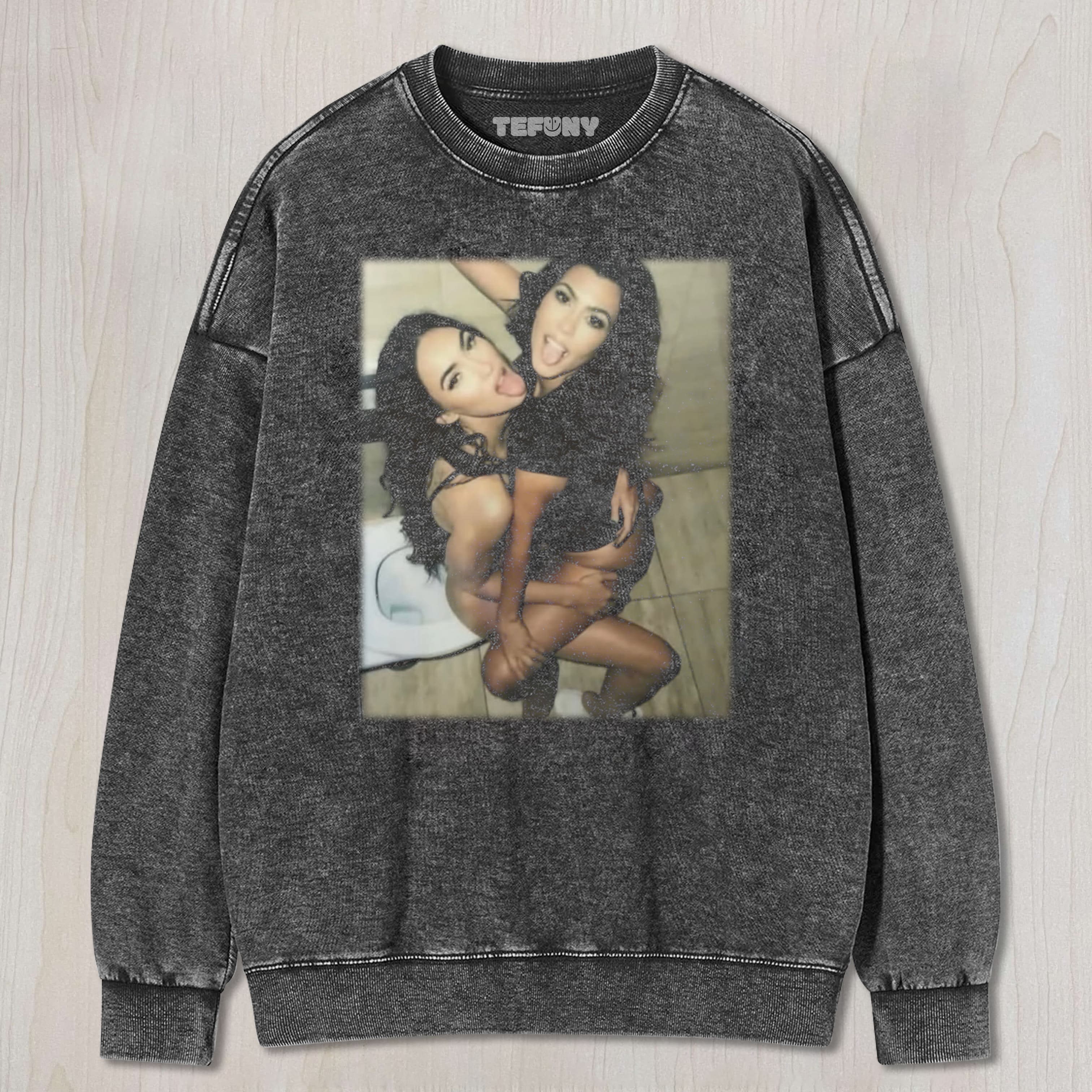 MEGAN FOX AND KOURTNEY KARDASHIAN V1 UNISEX TEE, TANK TOP, LAYERED LS, SWEATSHIRT & HOODIE