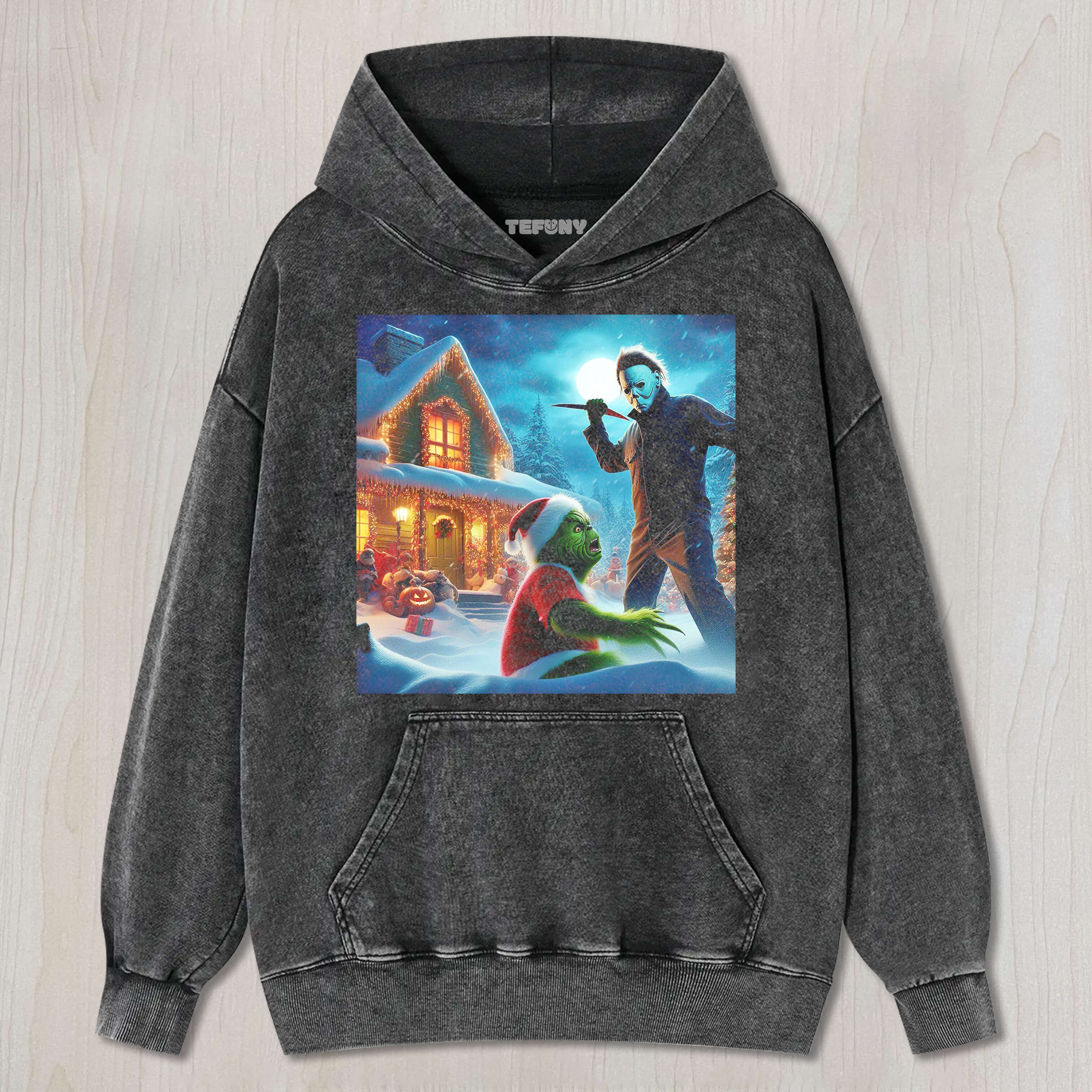 MICHAEL MYERS CHASES AFTER THE GRINCH T-SHIRT & LONG SLEEVES & HOODIES