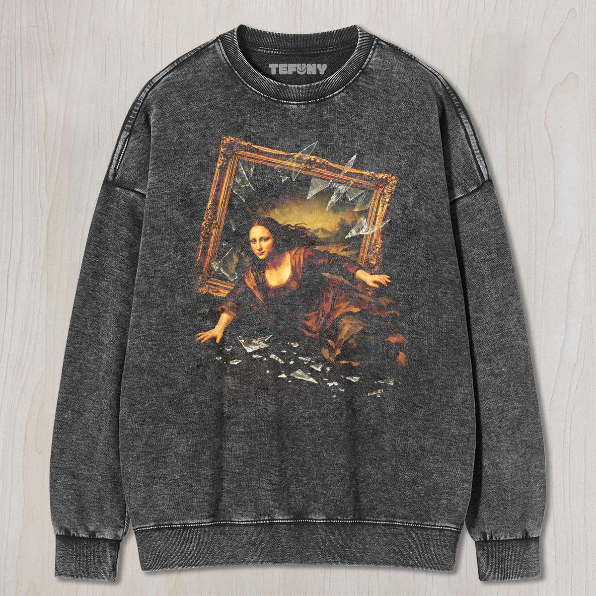 MONA LISA ESCAPES THE PAINTING UNISEX TEE, TANK TOP, LAYERED LS, SWEATSHIRT & HOODIE