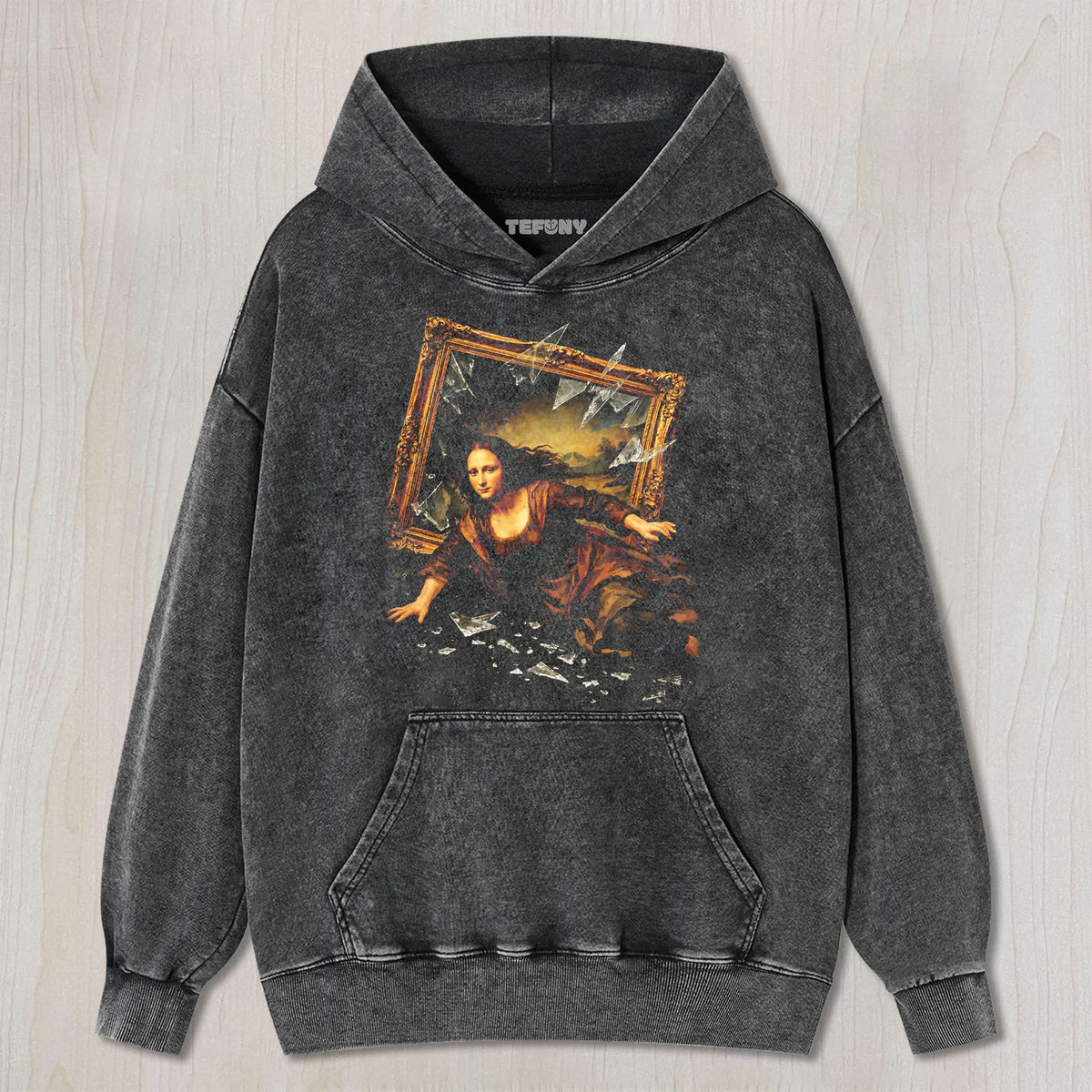 MONA LISA ESCAPES THE PAINTING UNISEX TEE, TANK TOP, LAYERED LS, SWEATSHIRT & HOODIE