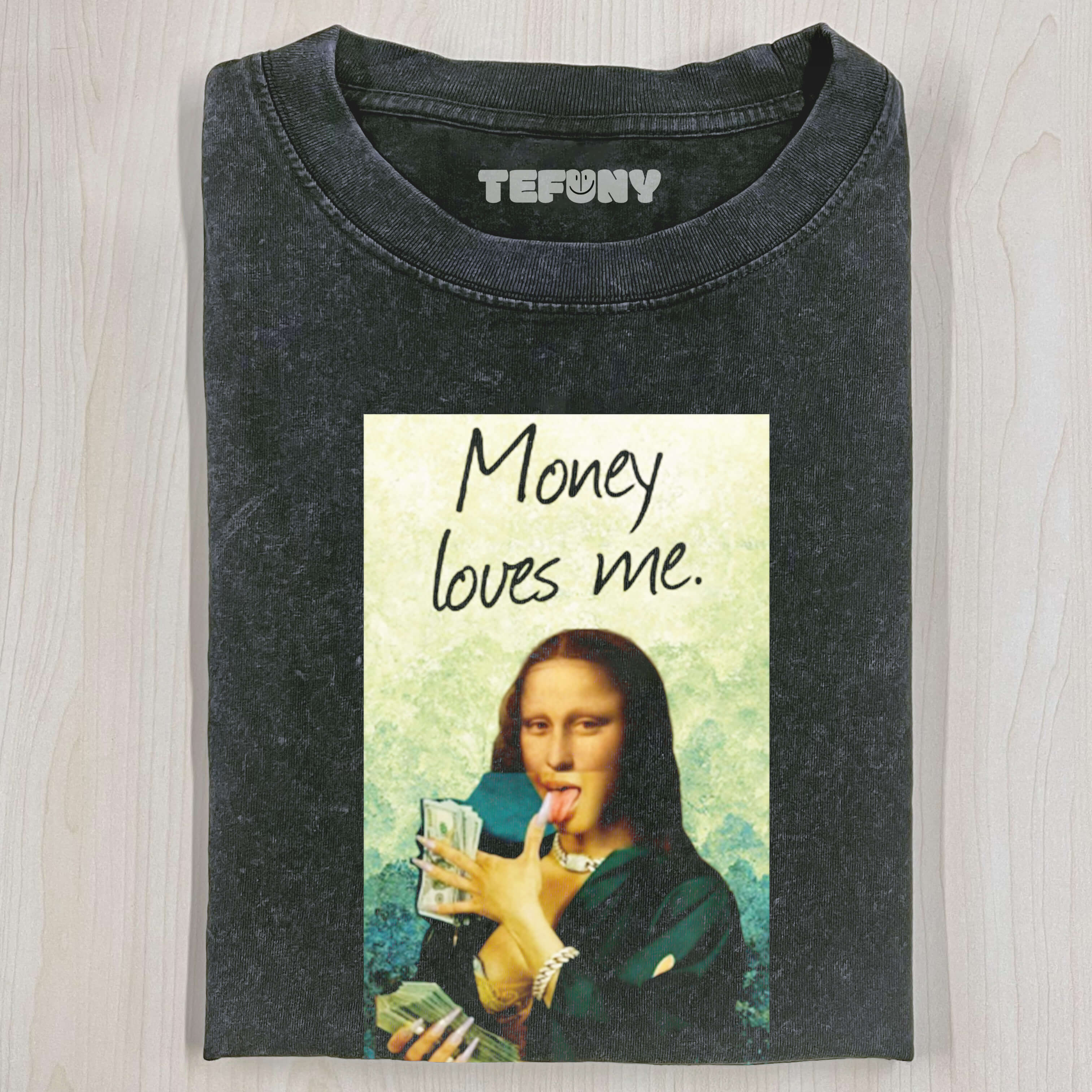 MONA LISA HOLDING MONEY T-SHIRT