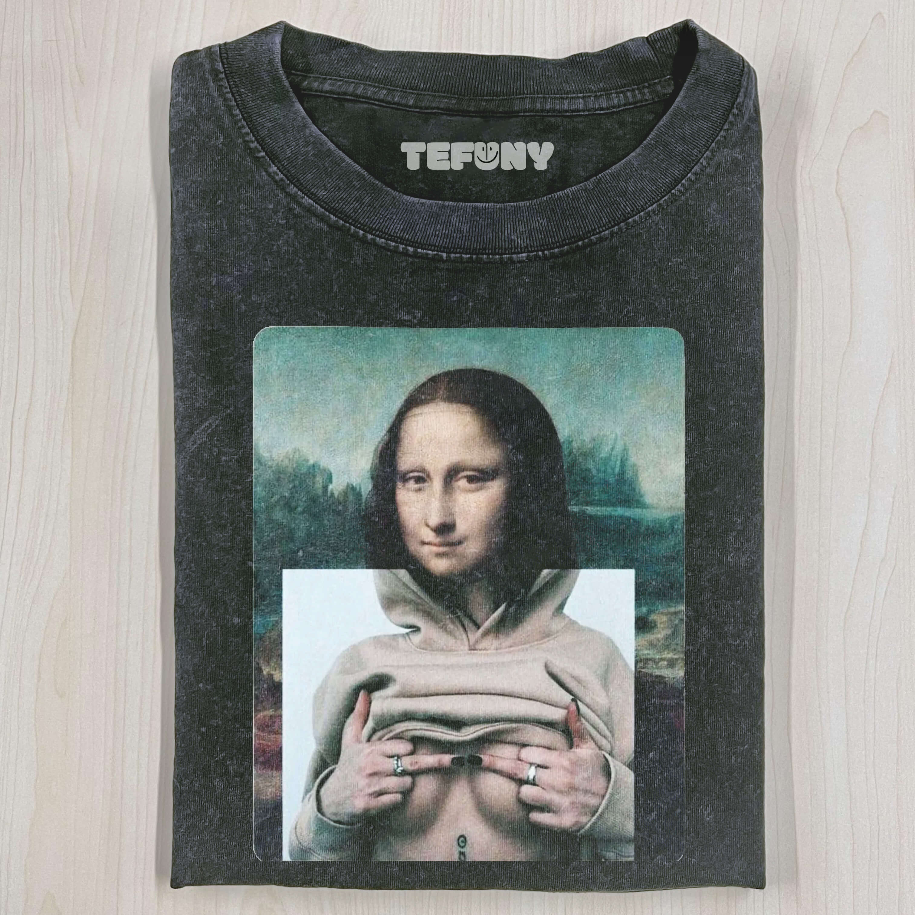 MONA_LISA_T-SHIRT