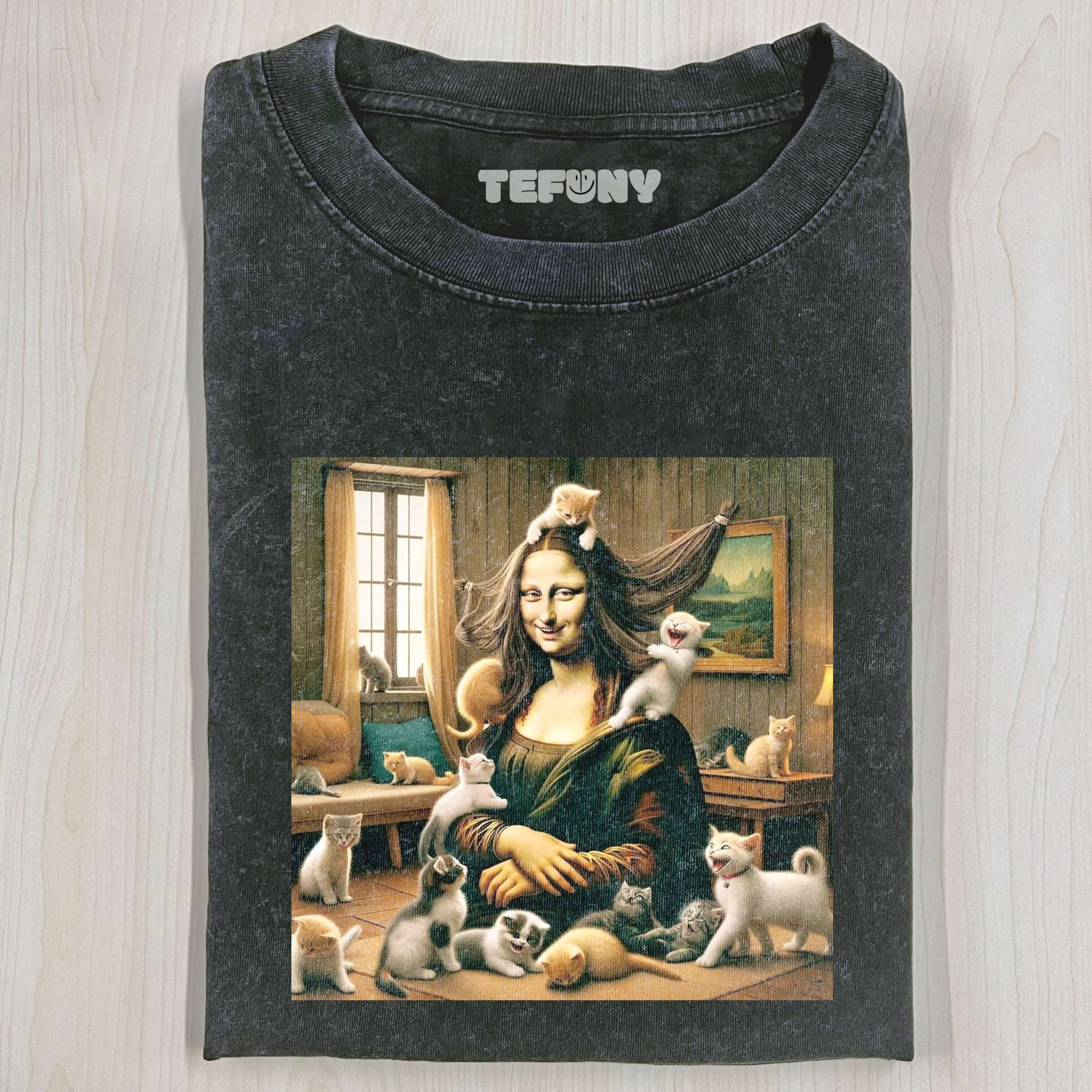 MONA LISA WITH CATS T-SHIRT