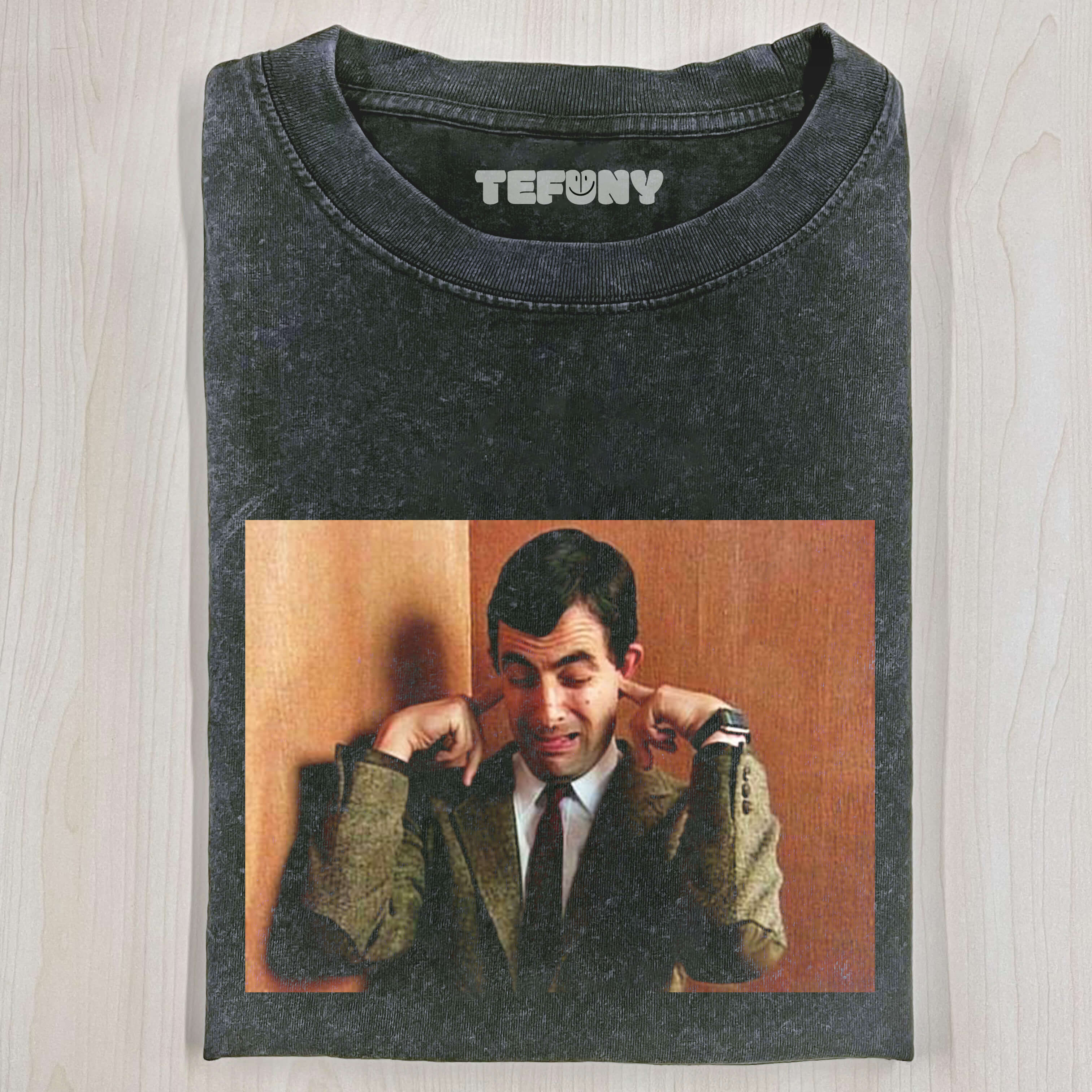 MR. BEAN COVERING HIS EARS T-SHIRT