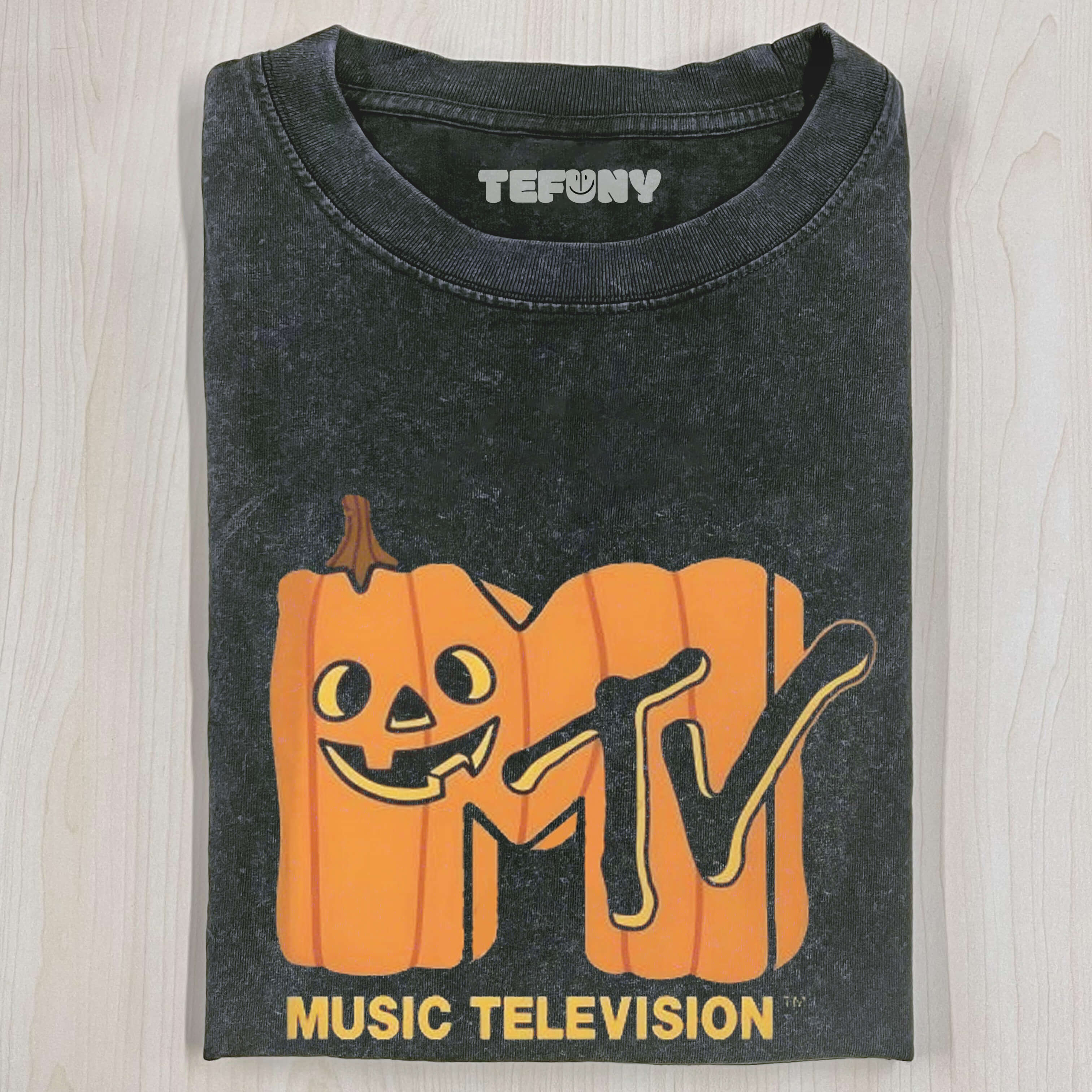 MTV HALLOWEEN PUMPKIN - THEMED T-SHIRT