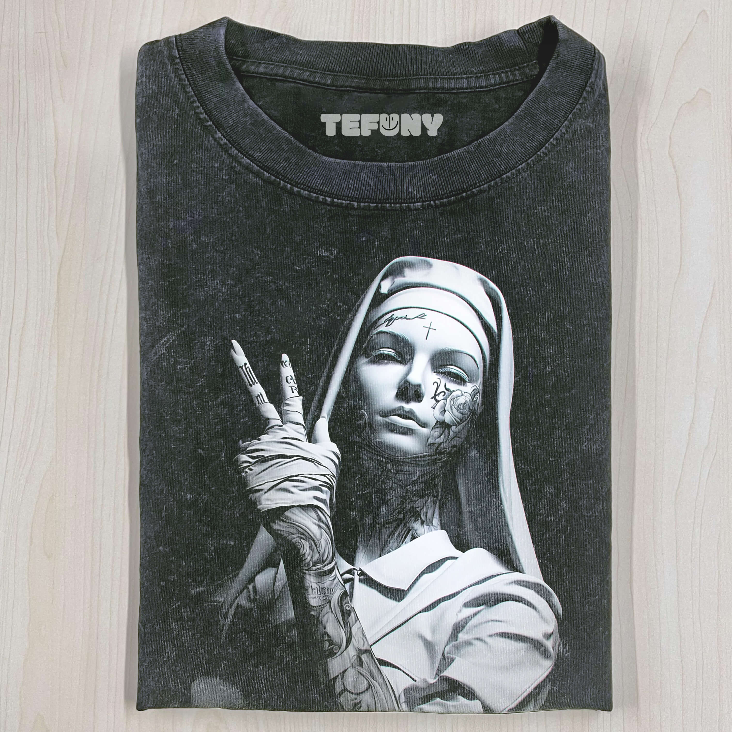 NUNS T-SHIRT V3