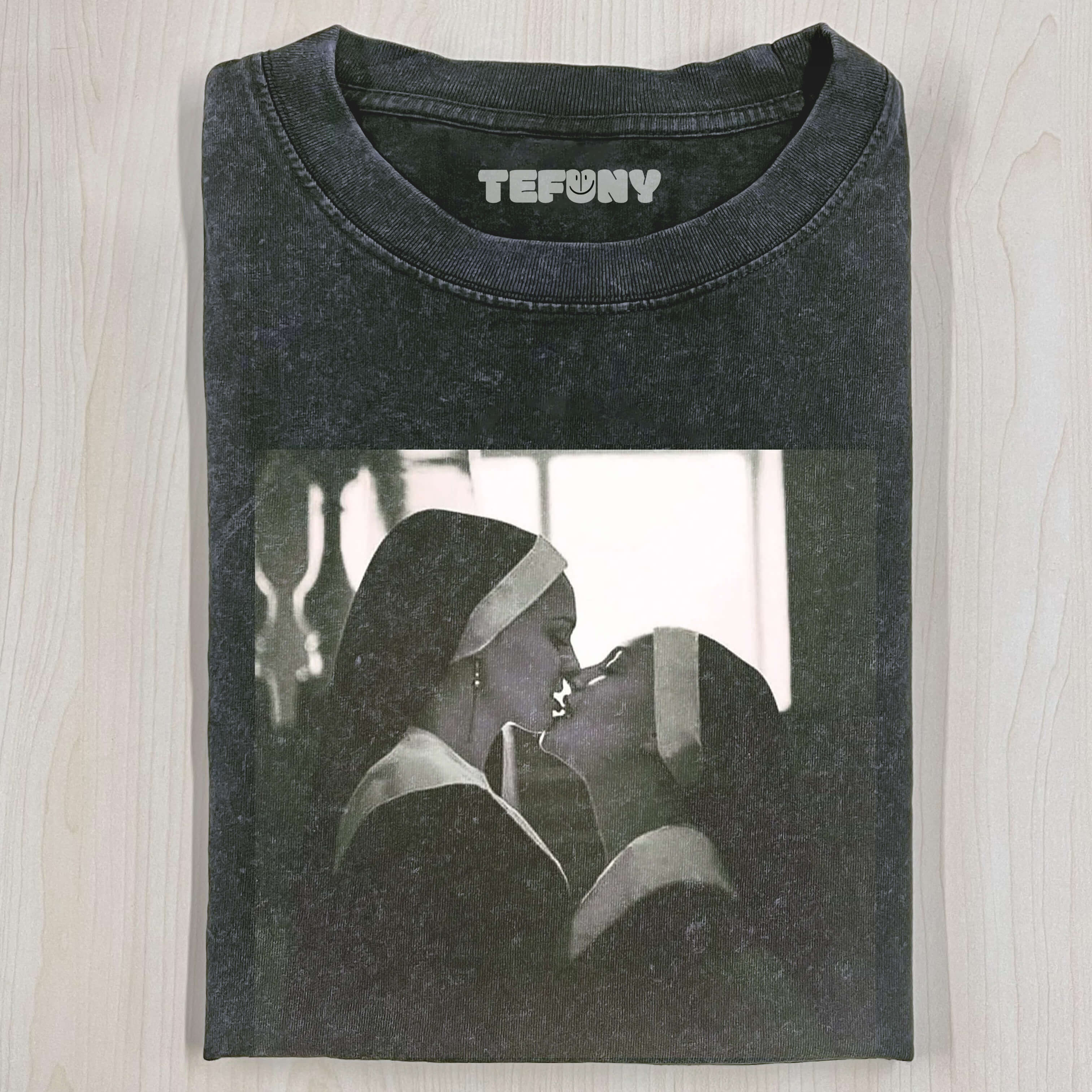 NUN T-SHIRT