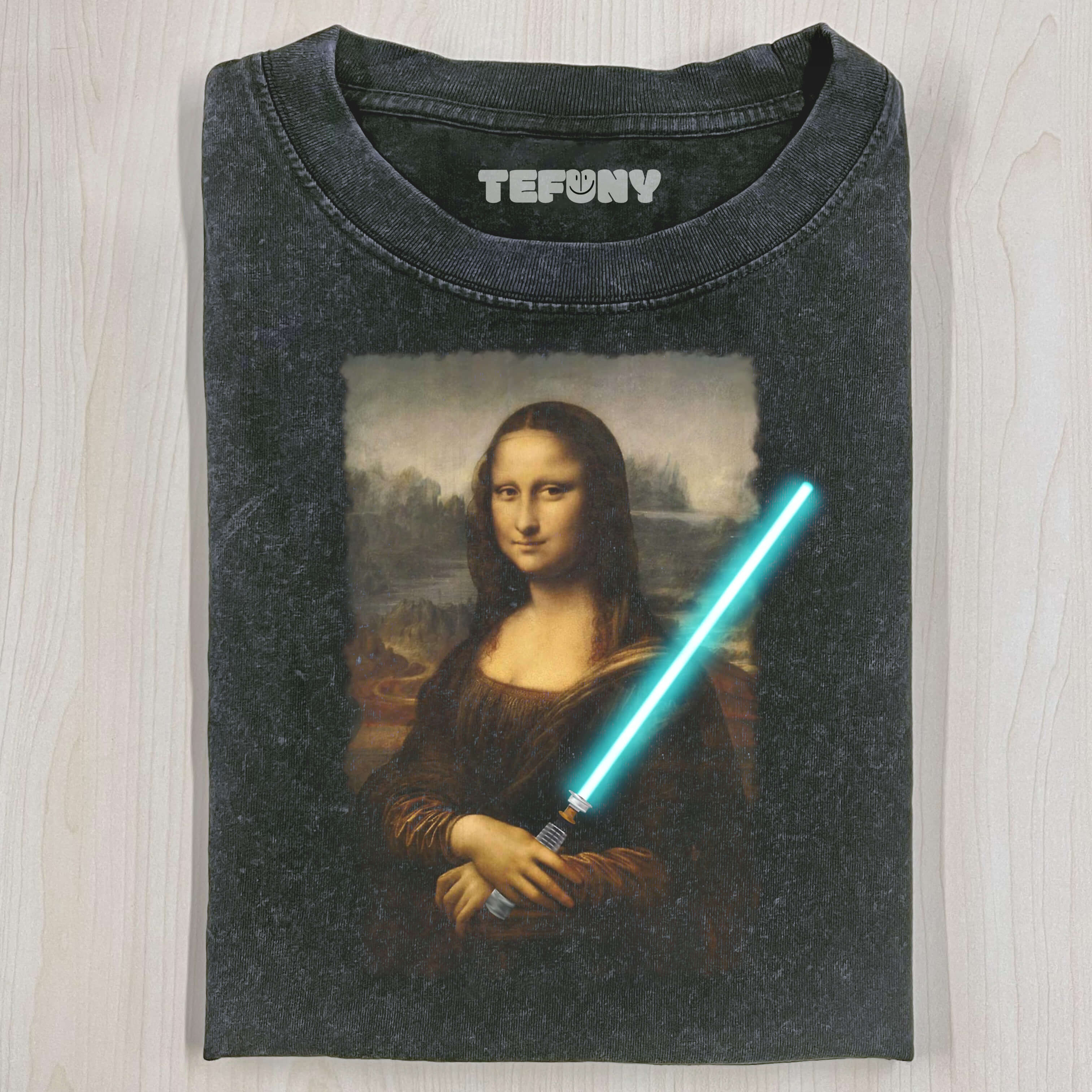 NUTZE DIE MACHT, MONA LISA ESSENTIAL T-SHIRT