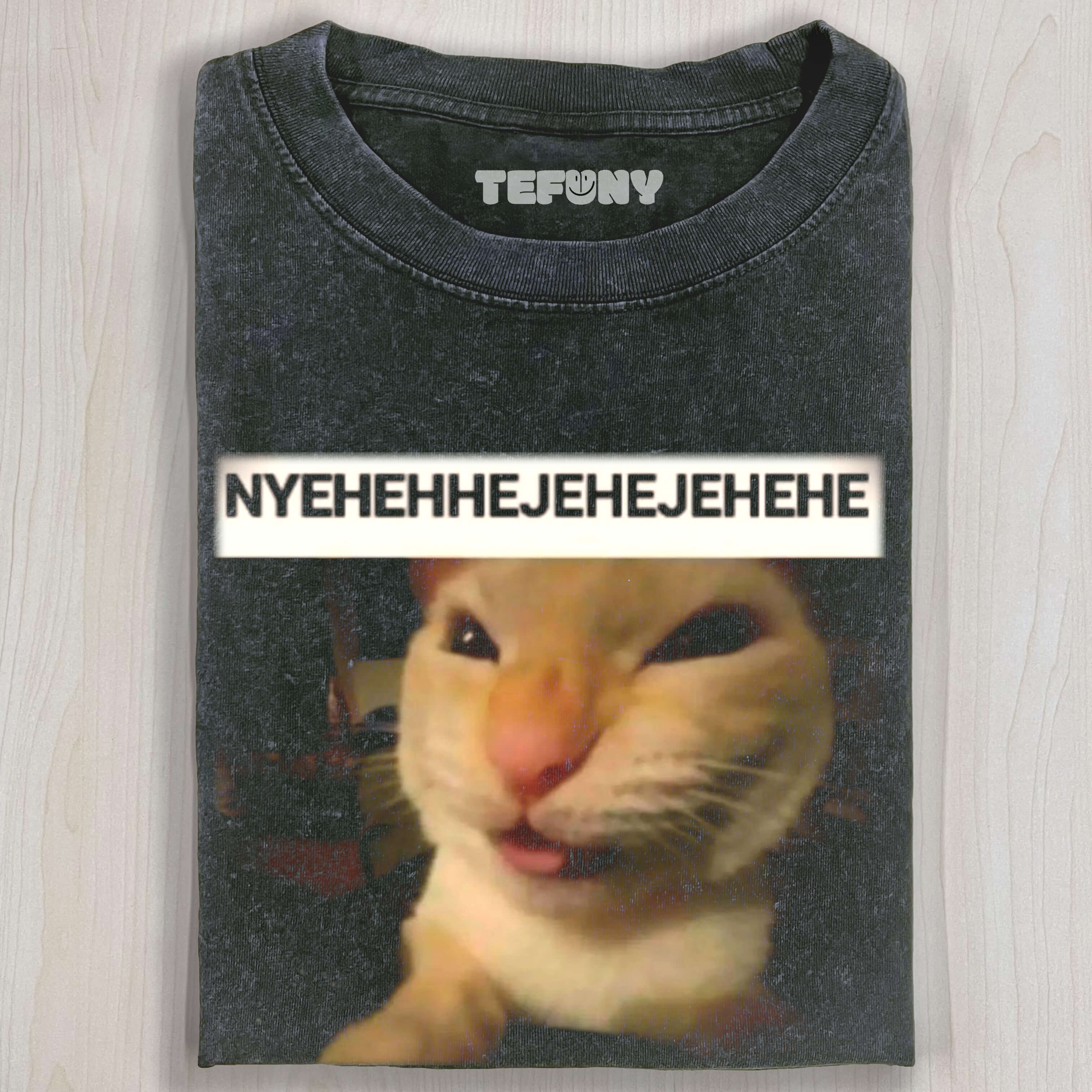 NYEHE CAT T-SHIRT