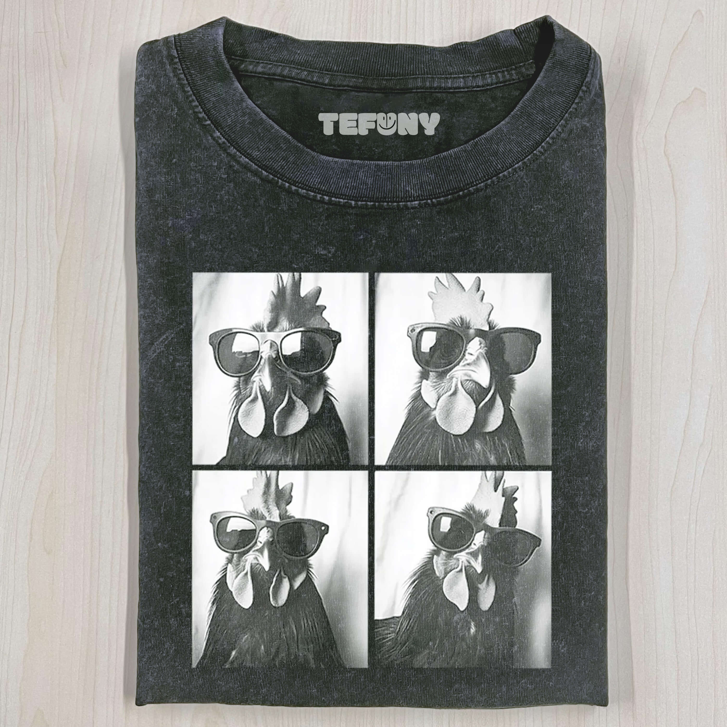 PHOTOBOOTH CHICKEN T-SHIRT