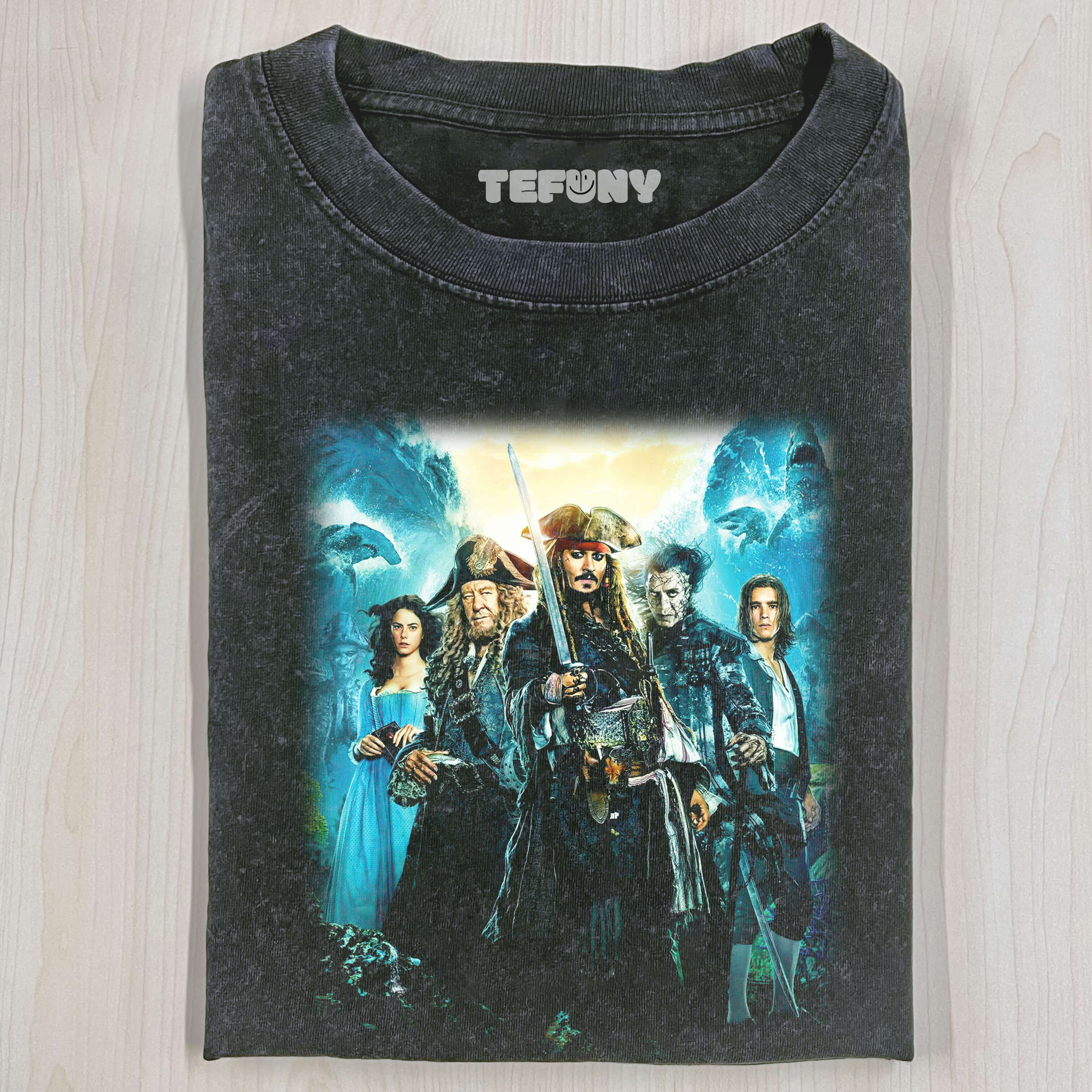 PIRATES_OF_THE_CARIBBEAN_T-SHIRT