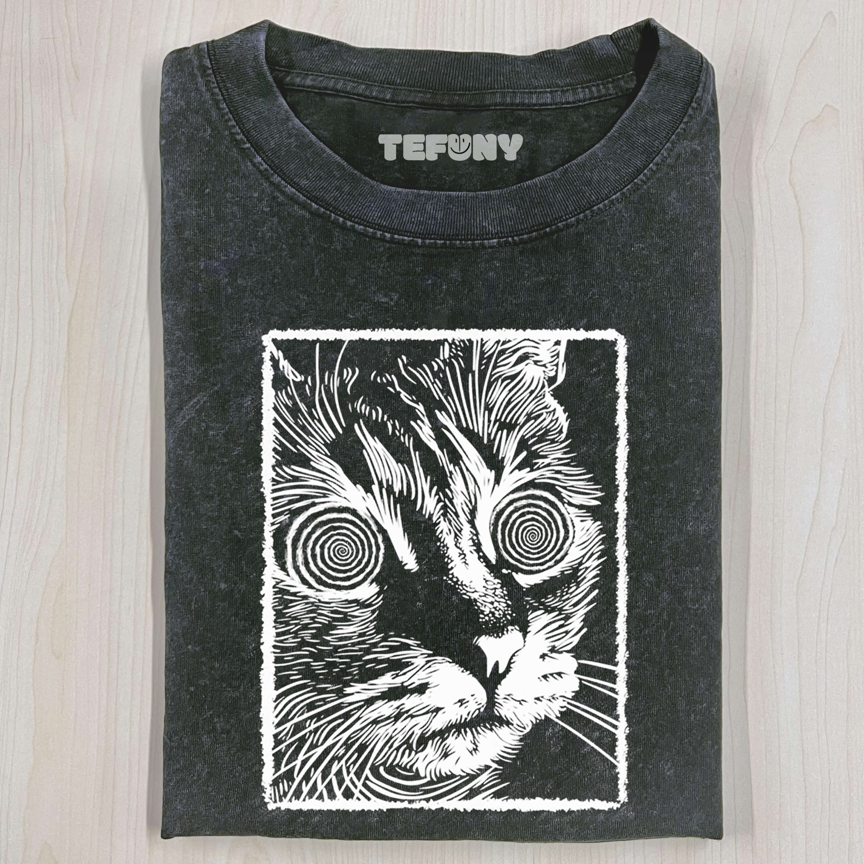PSYCHEDELIC CAT RETRO T-SHIRT