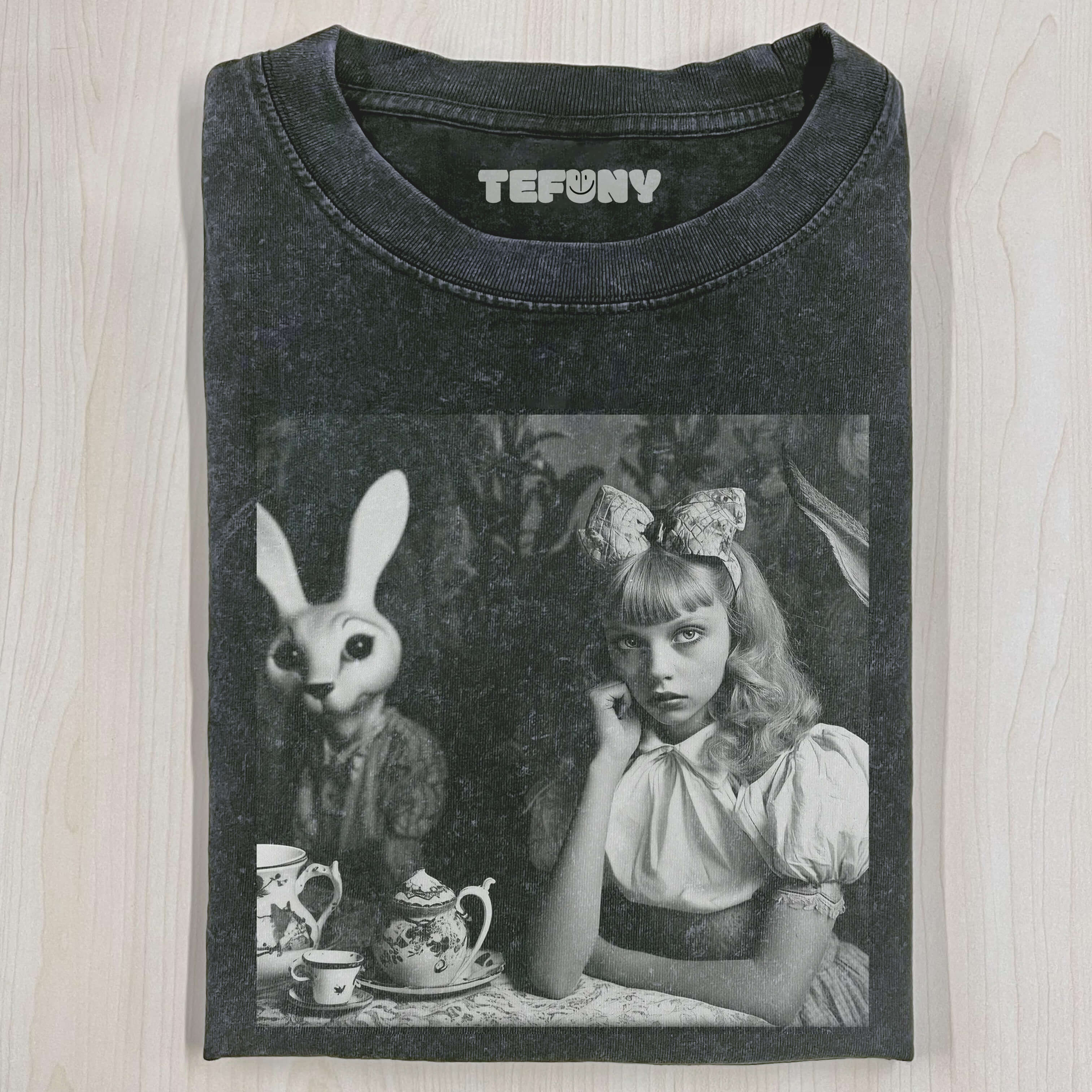 RETRO ALICE V1 T-SHIRT