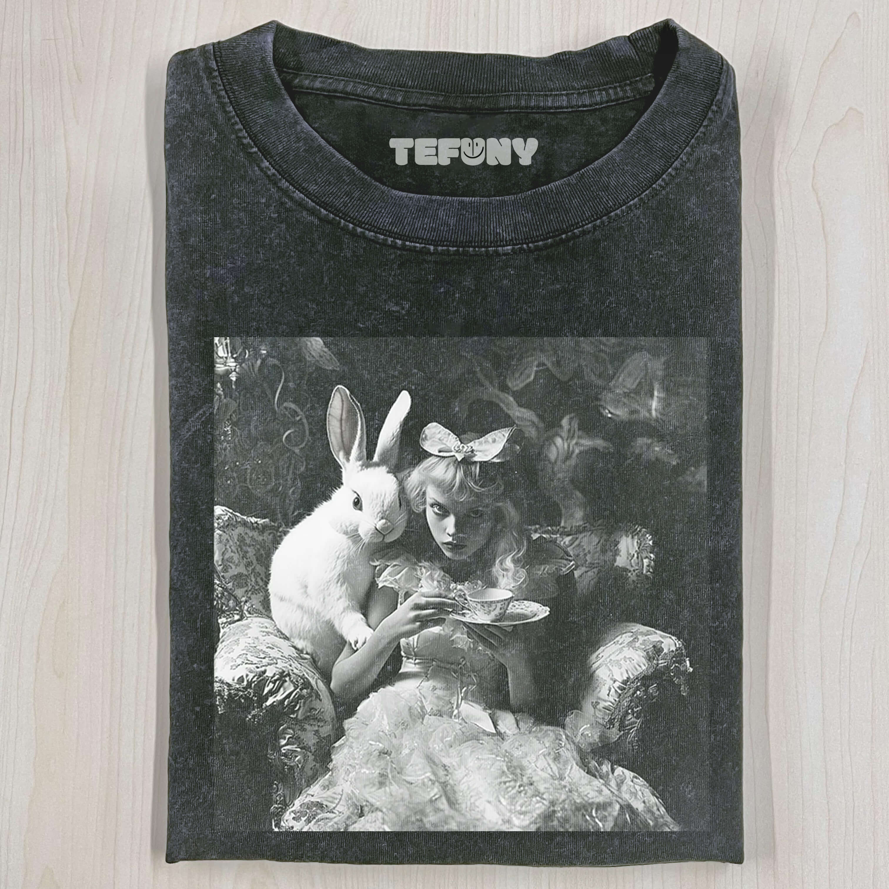 RETRO ALICE V2 T-SHIRT