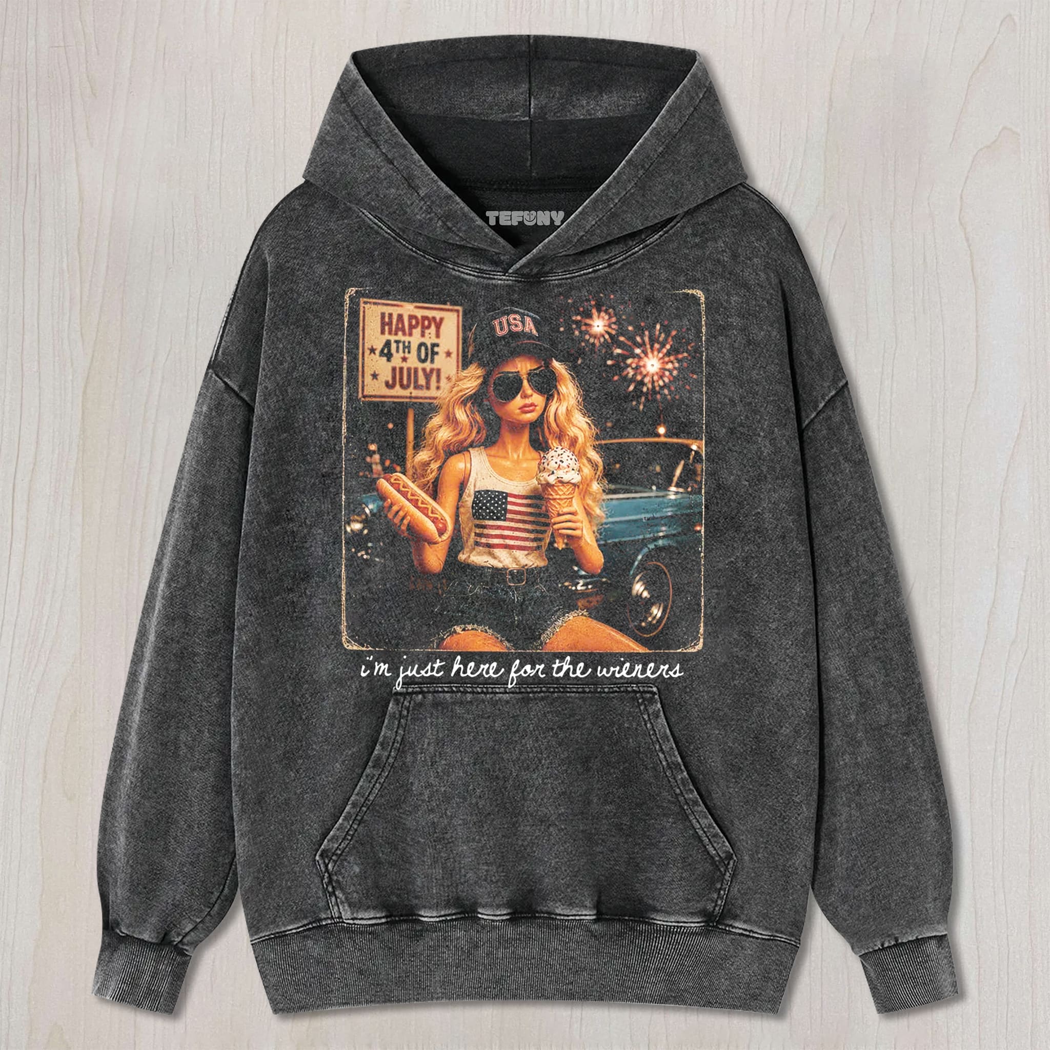RETRO DOLL 4TH OF JULY V4 UNISEX TEE, TANK TOP, LAYERED LS, SWEATSHIRT & HOODIE
