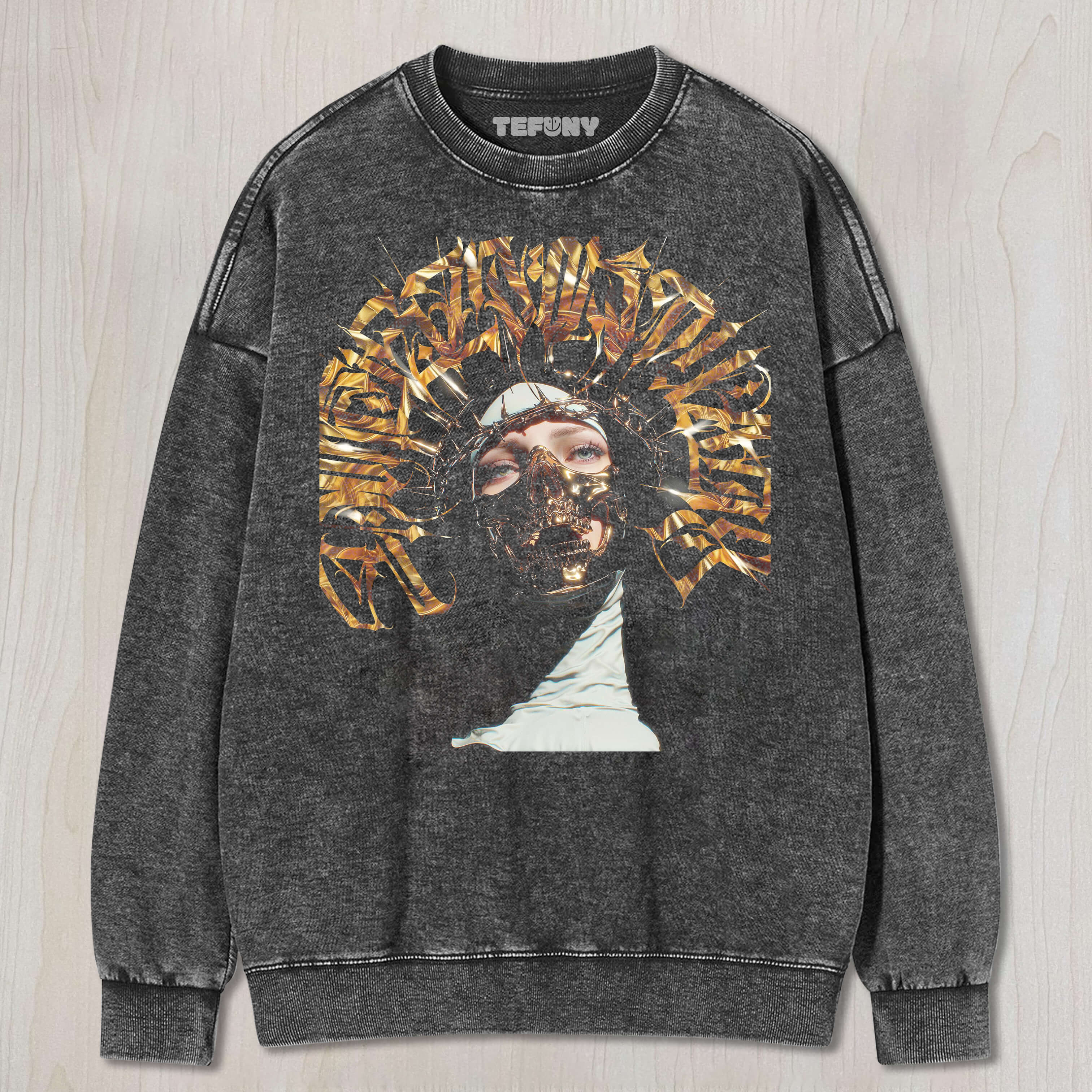 RETRO GOLDEN WOMAN T-SHIRT