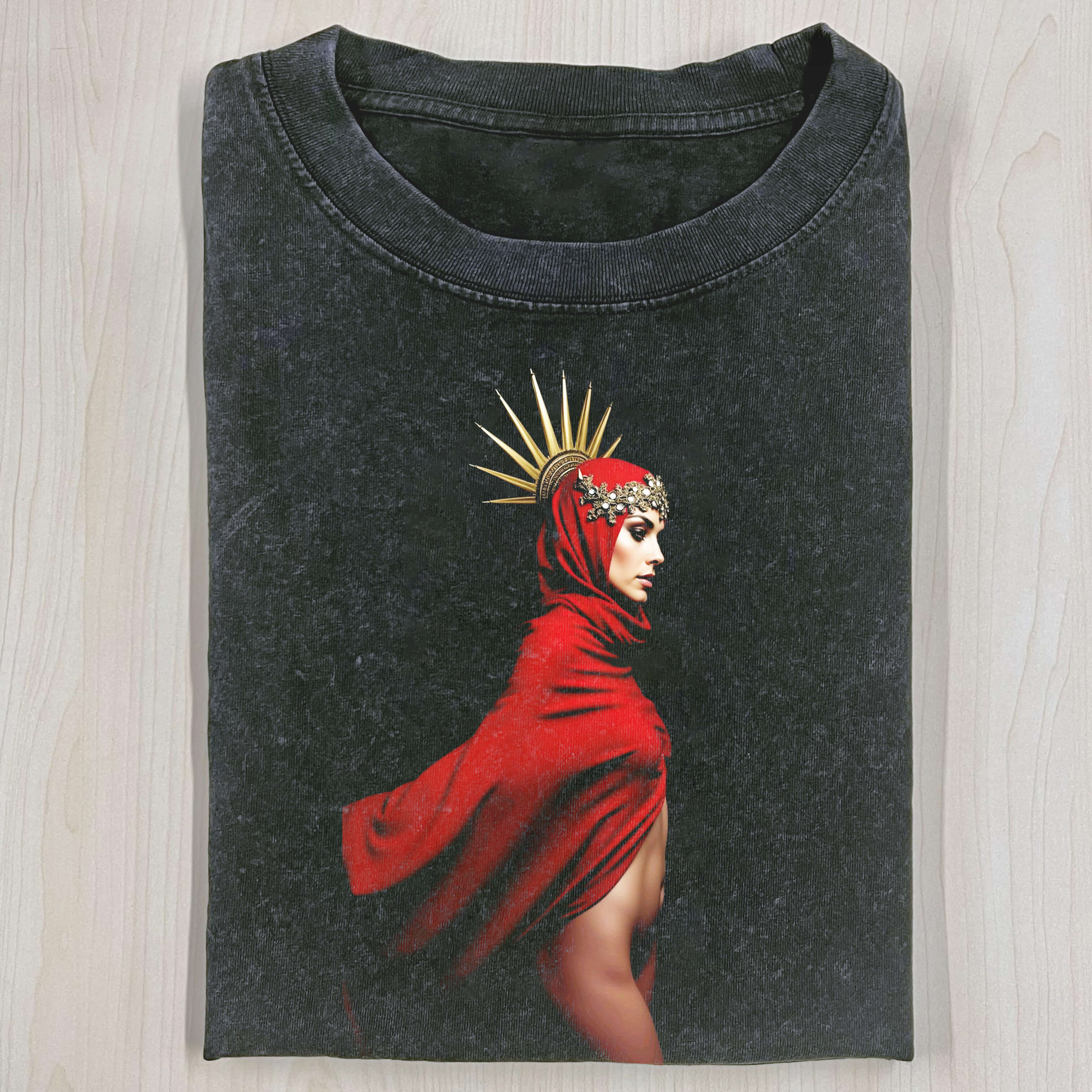 RETRO PRIESTESS T-SHIRT