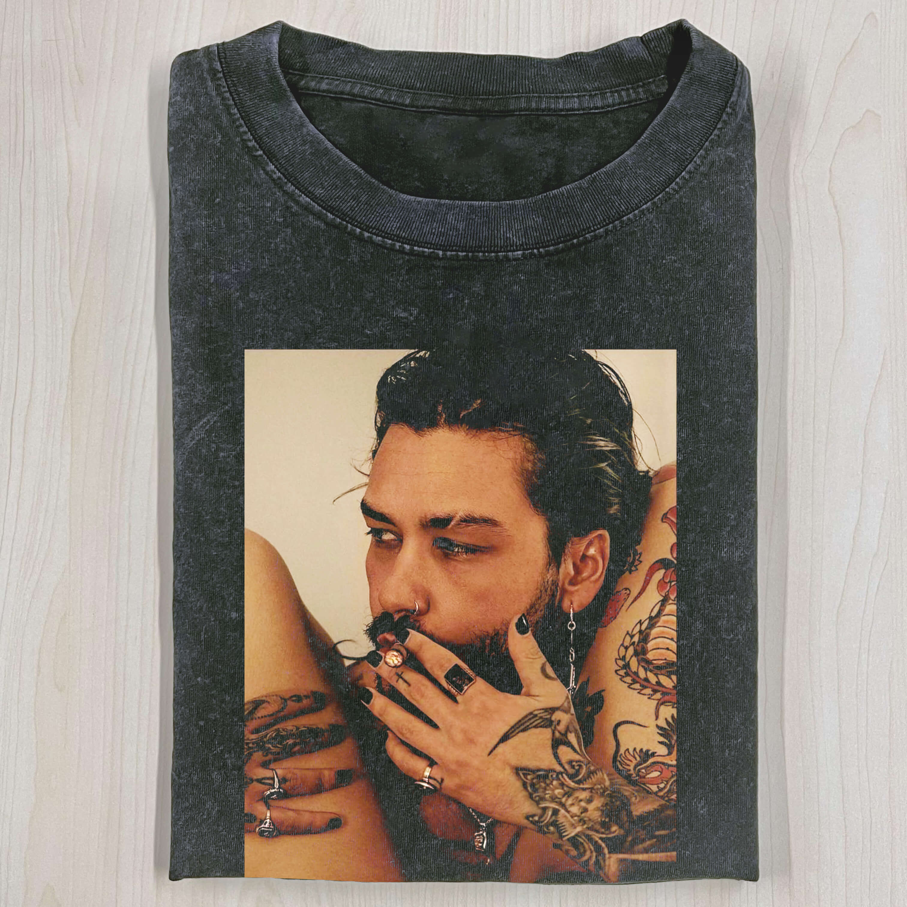 RETRO SEXY T-SHIRT
