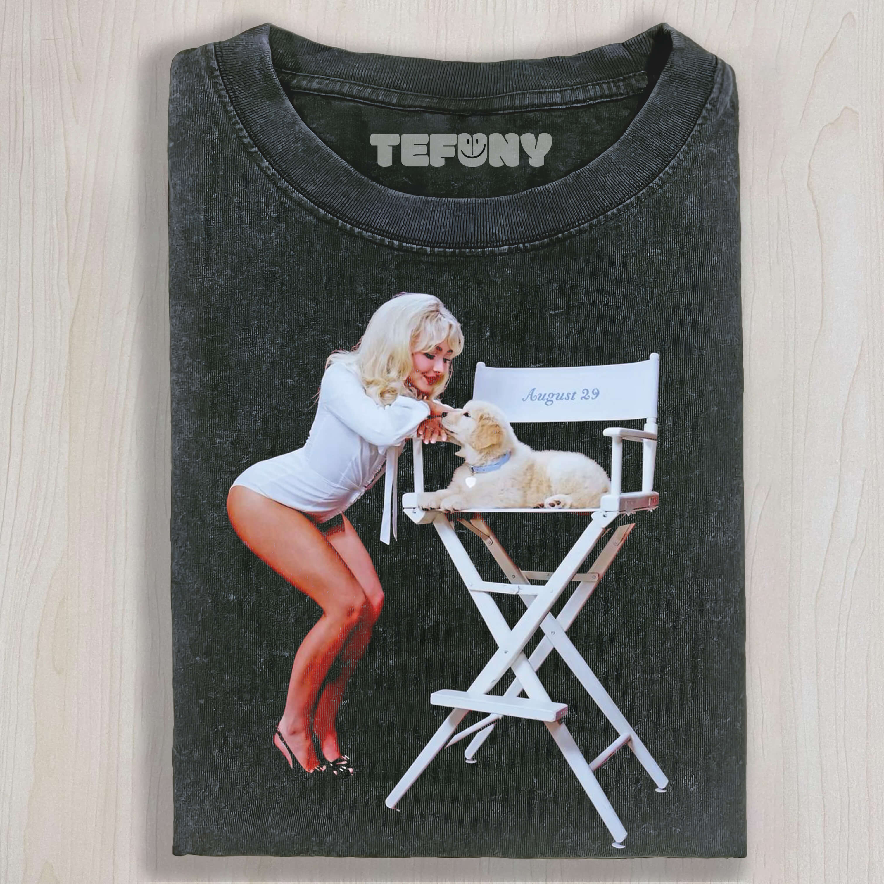 SABRINA CARPENTER-MAN'S BEST FRIEND T-SHIRT