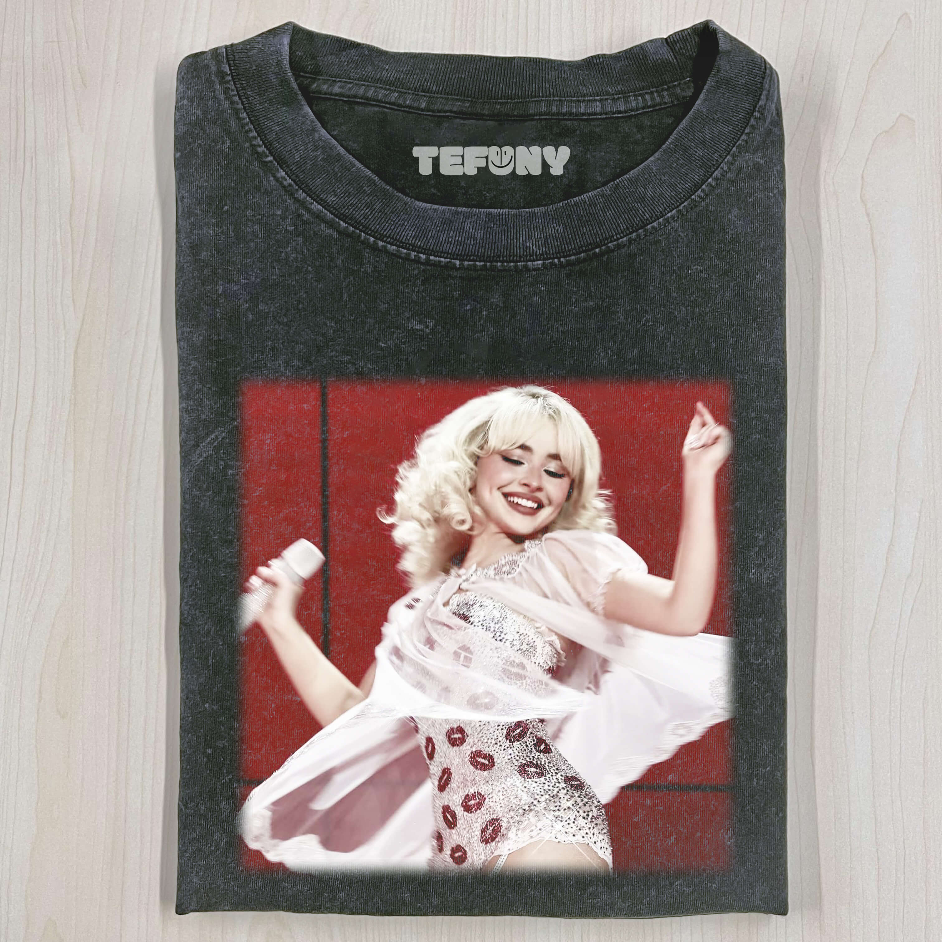 SABRINA CARPENTER DANCING T-SHIRT