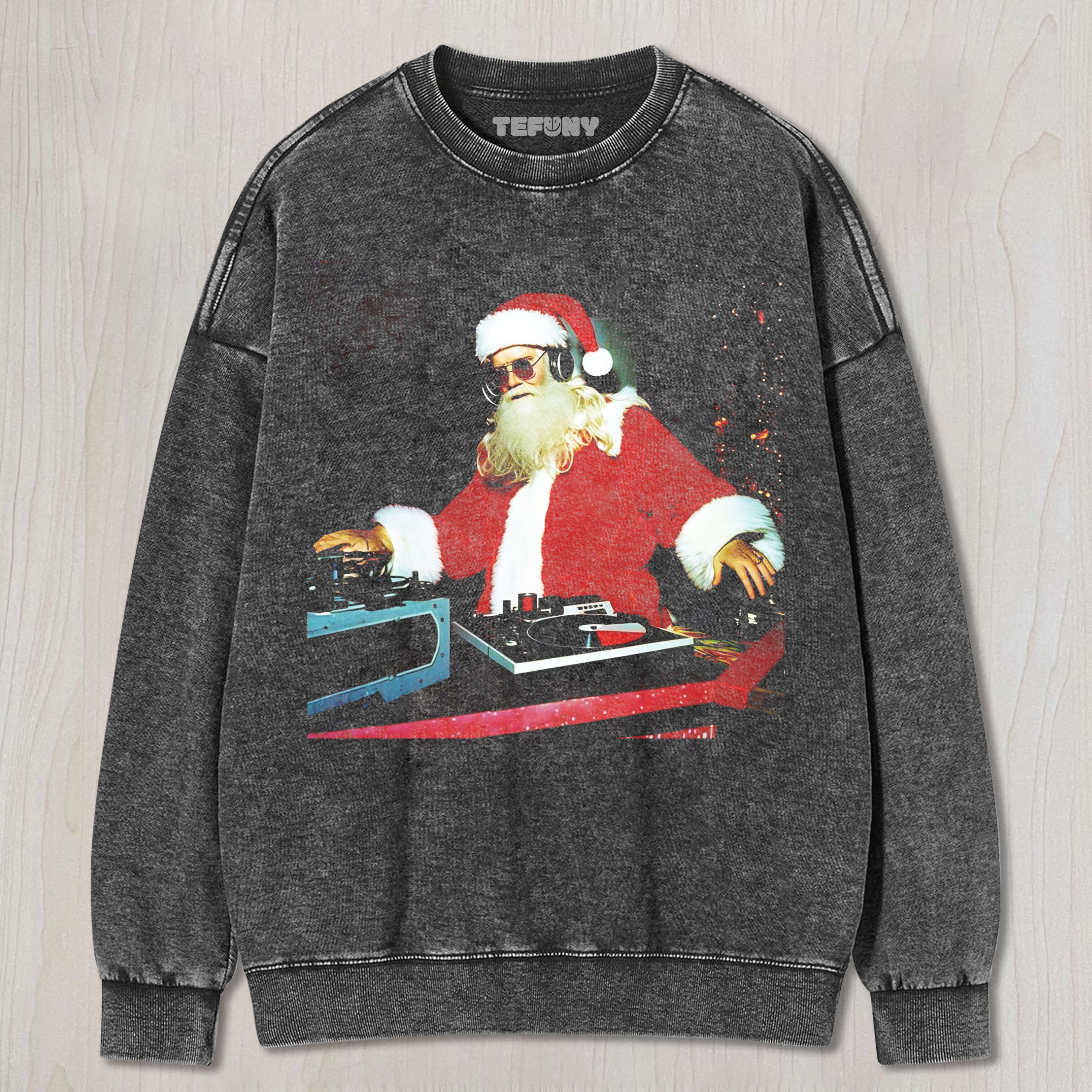 SANTA CLAUS DJING T-SHIRT & LONG SLEEVES & HOODIES