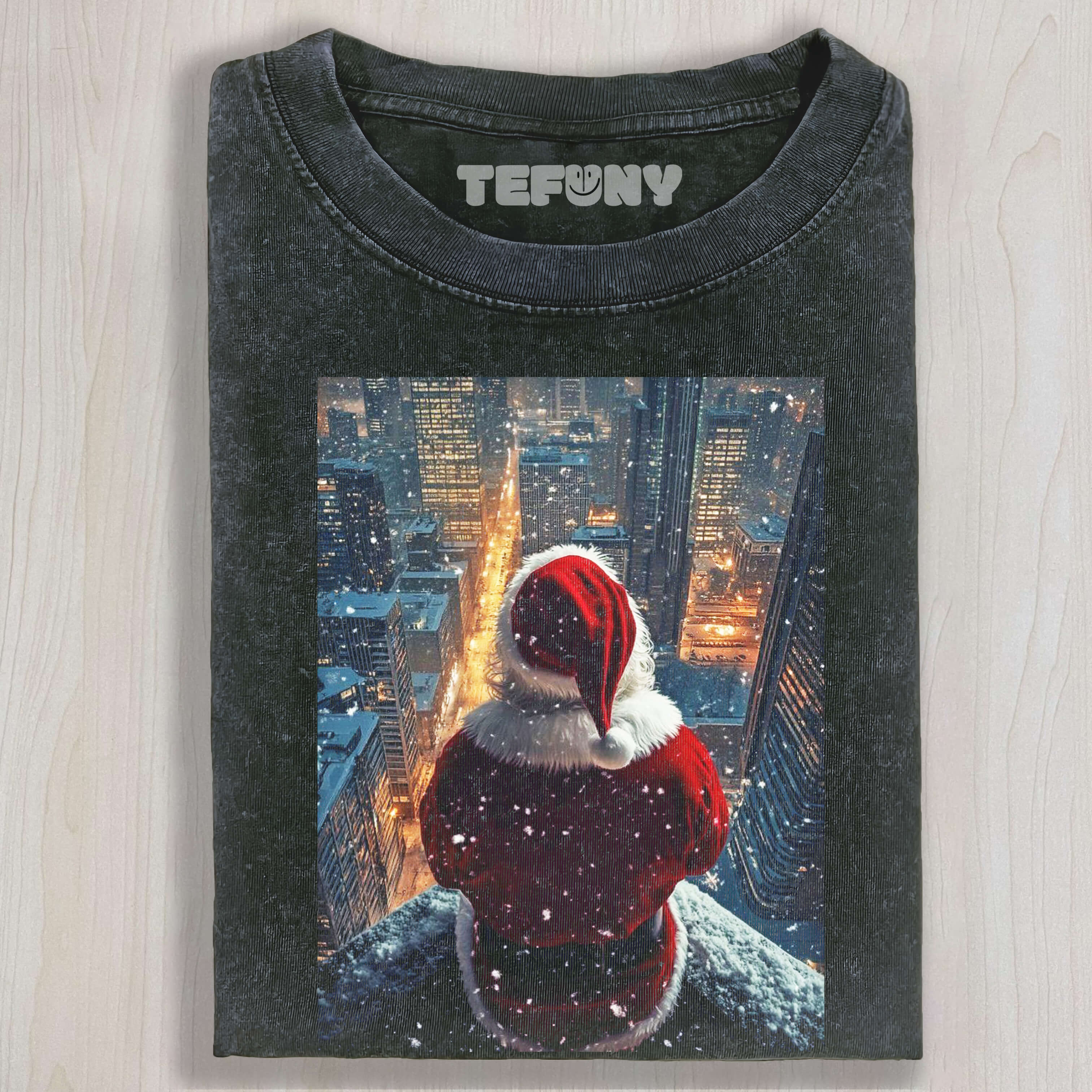 SANTA CLAUS FACES THE CITY TEE & SWEAT & HOOD