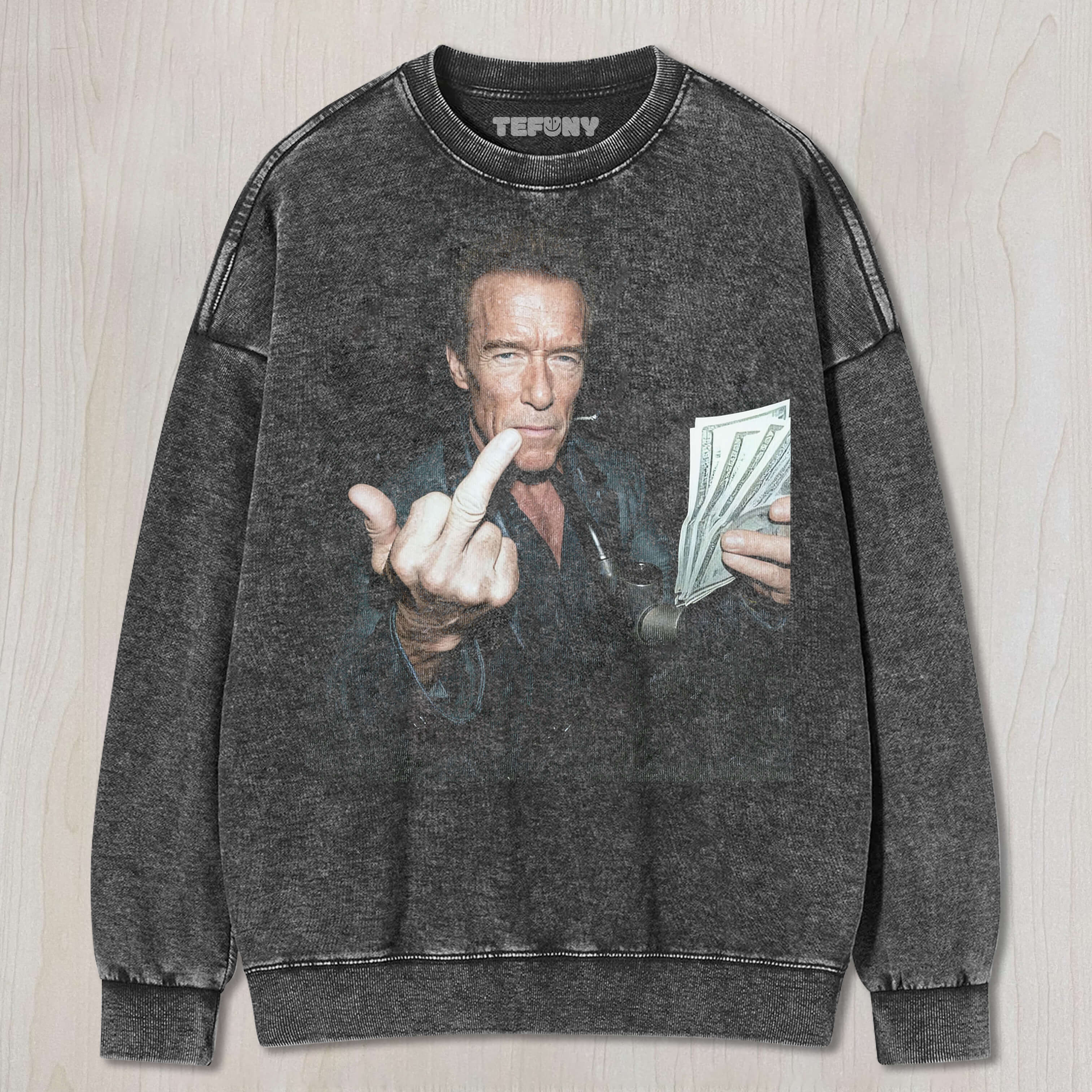 SCHWARZENEGGER T-SHIRT