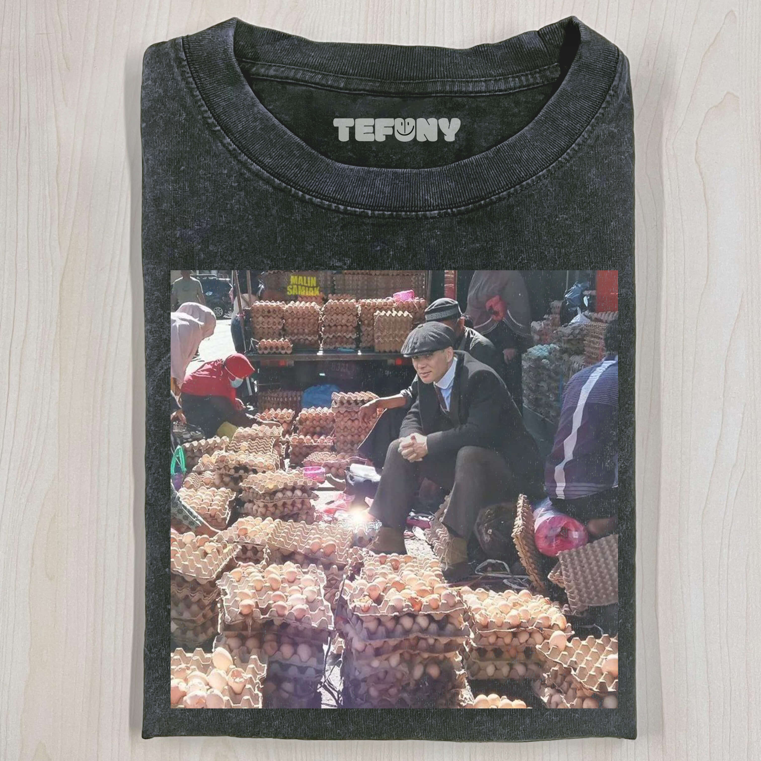 SELLING EGGS T-SHIRT
