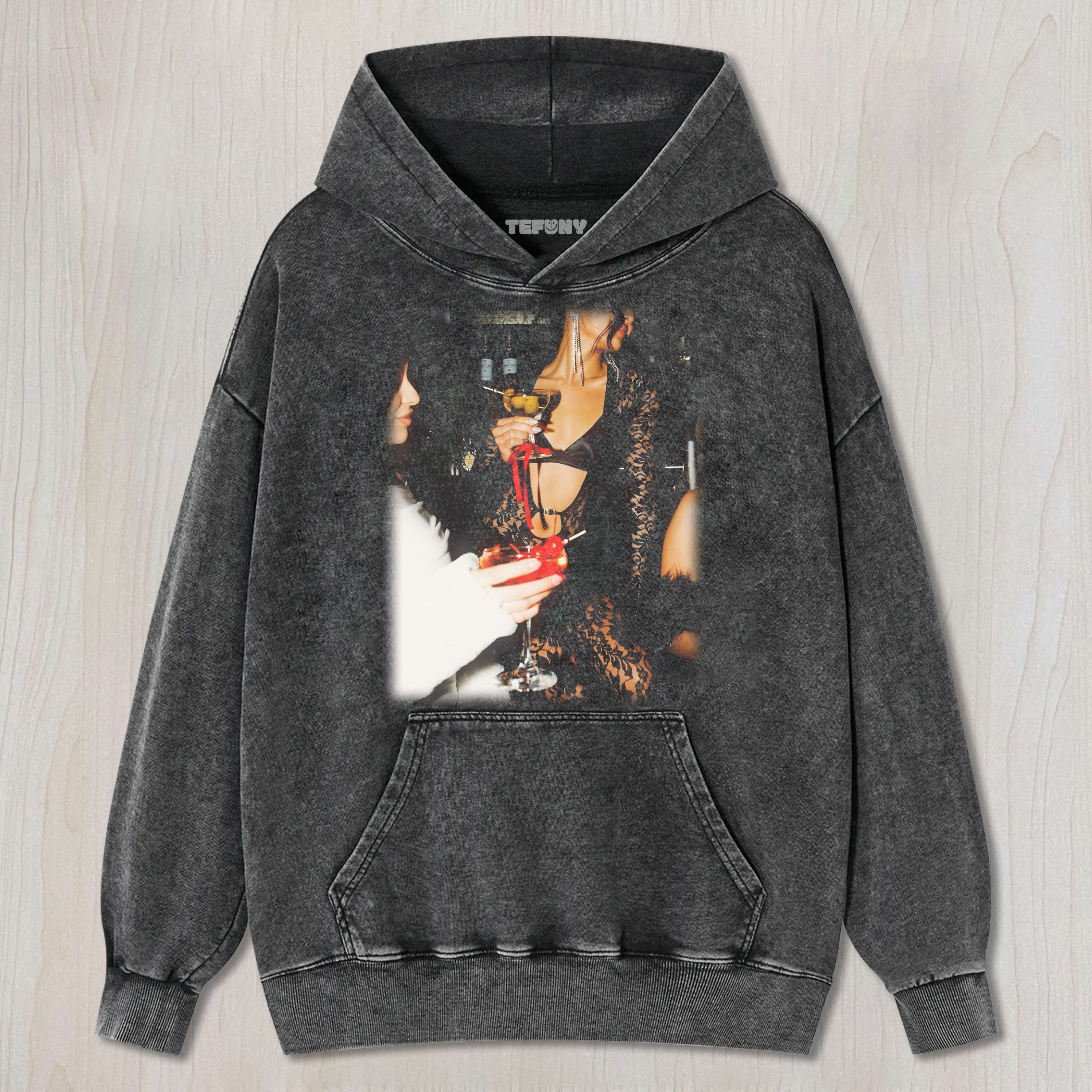 SEXY GIRL DRINKING T-SHIRT