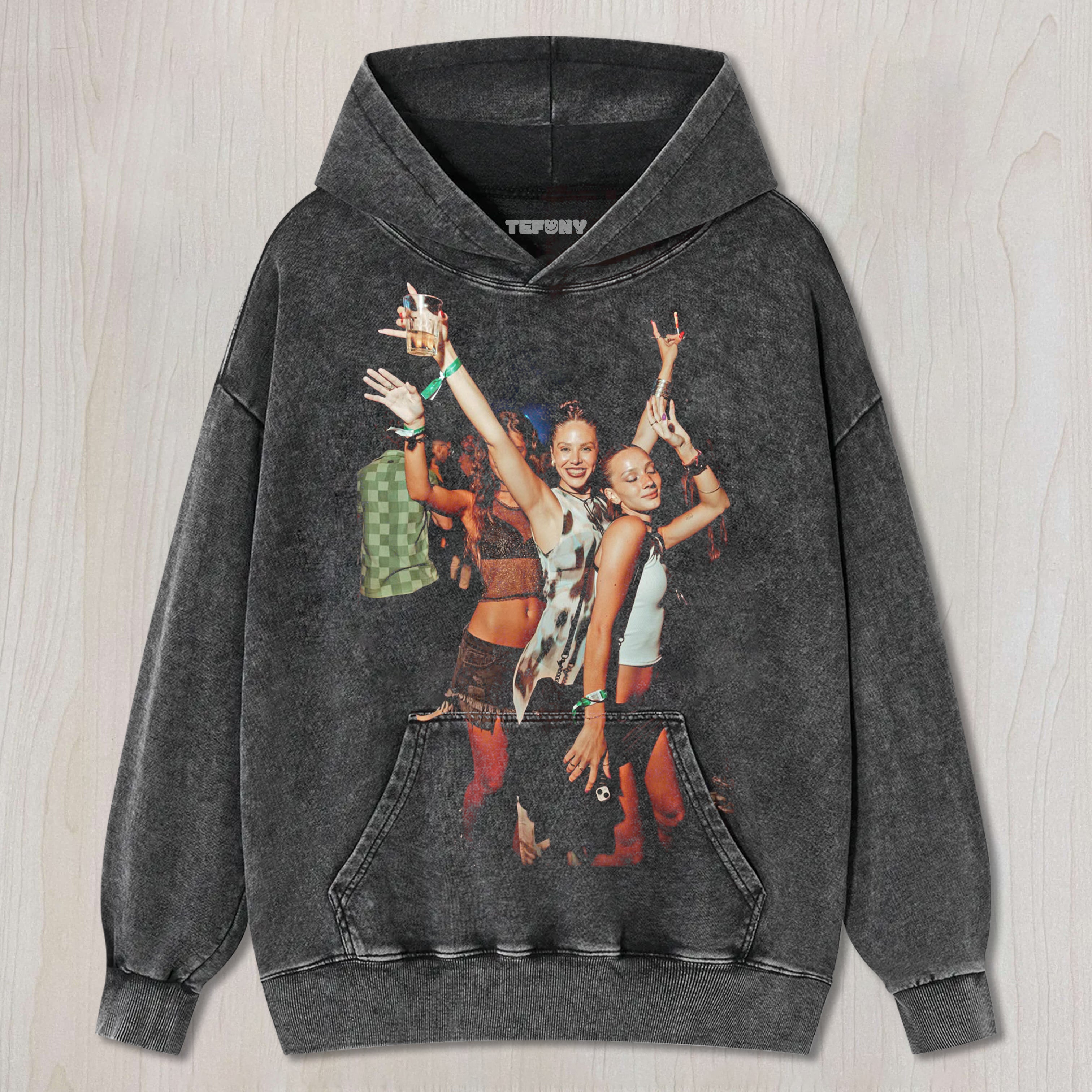 SEXY GIRL DRINKING T-SHIRT V1