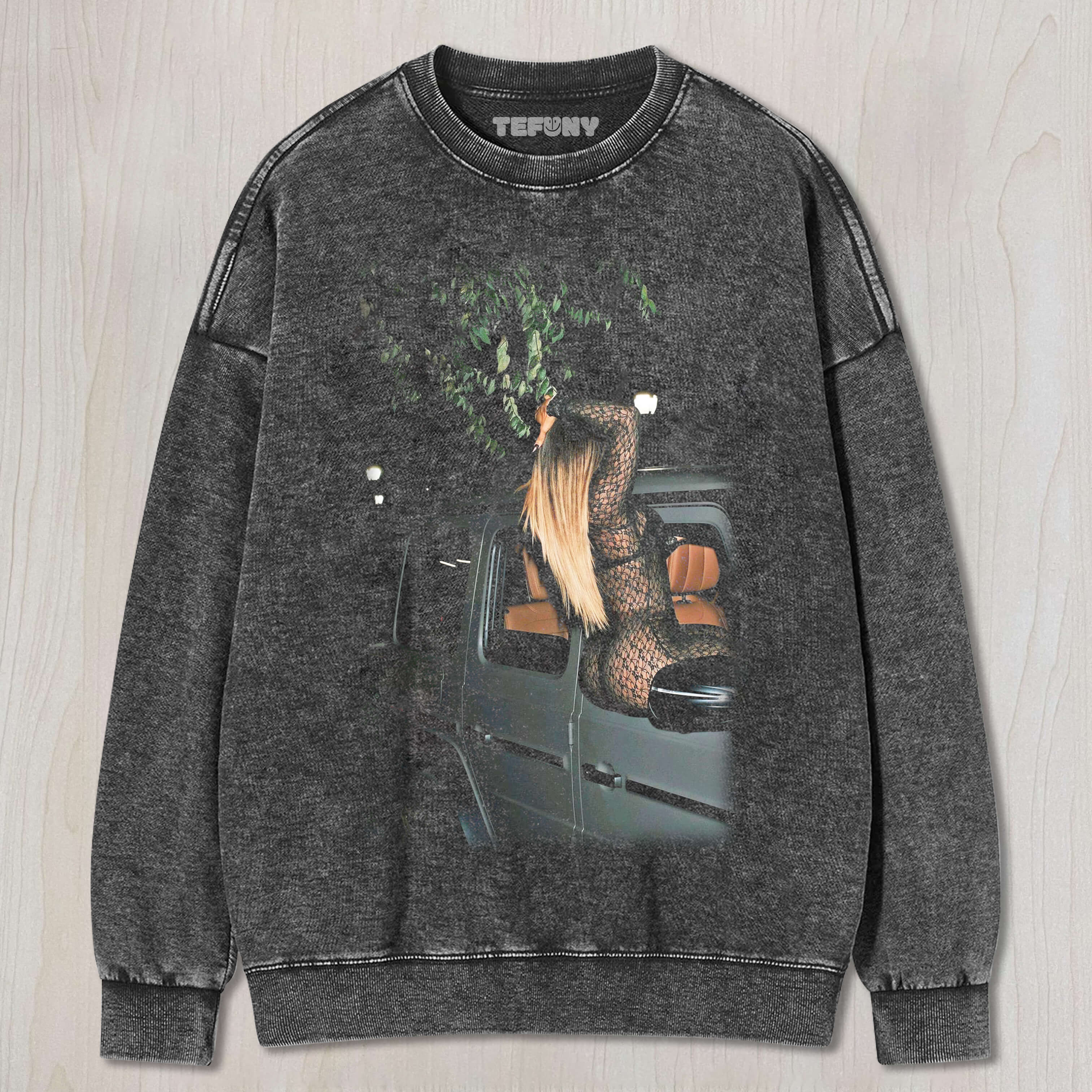 SEXY WOMAN SITTING IN THE CAR A1 T-SHIRT